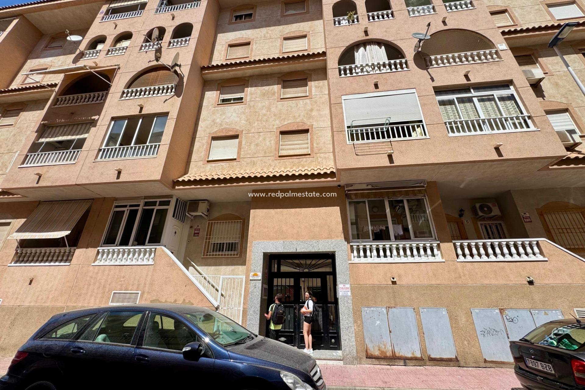Reventa - Apartamento -
Torrevieja - Centro Torrevieja
