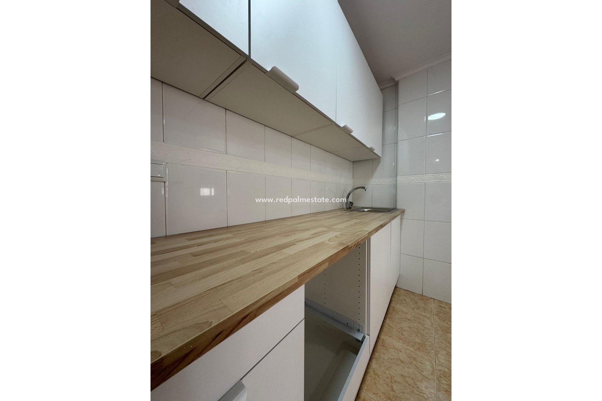 Reventa - Apartamento -
Torrevieja - Centro Torrevieja