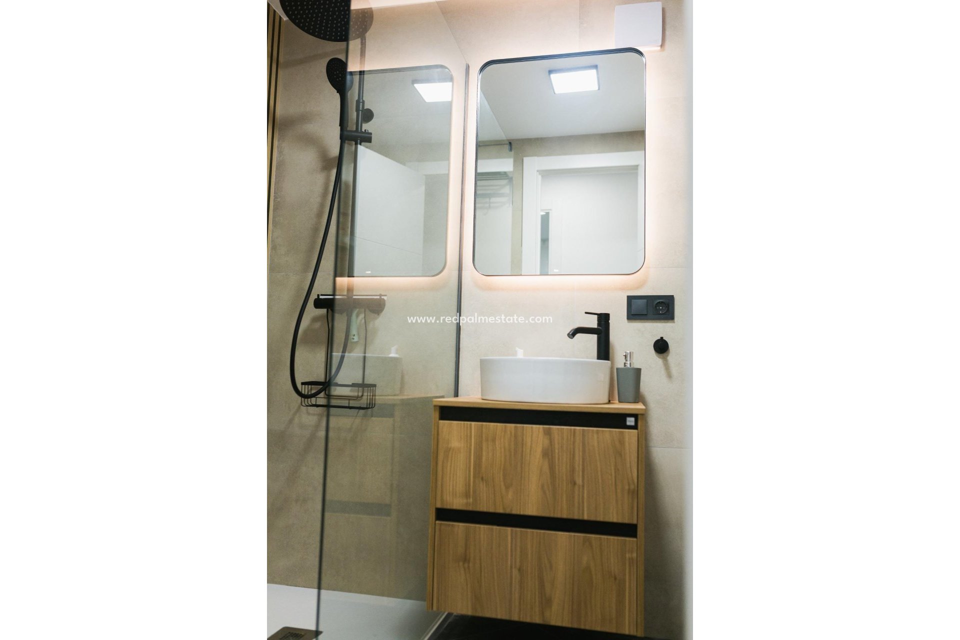 Reventa - Apartamento -
Torrevieja - Centro Torrevieja