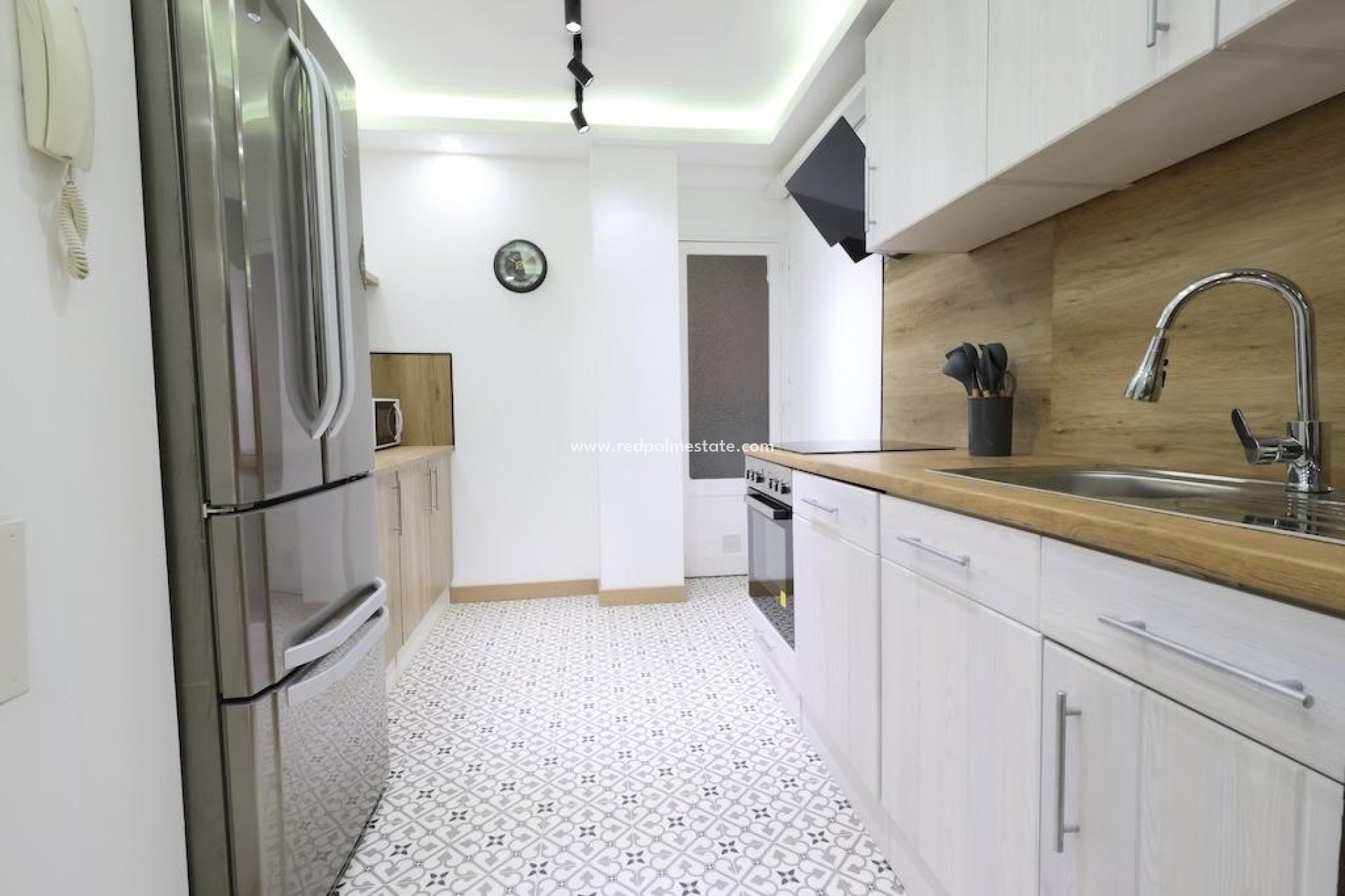 Reventa - Apartamento -
Torrevieja - Centro Torrevieja