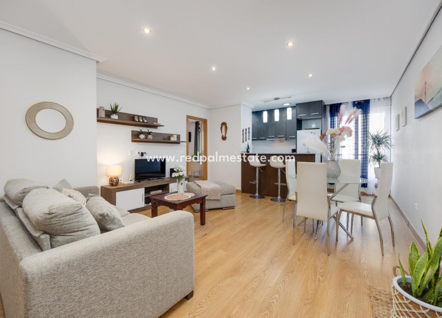 Reventa - Apartamento -
Torrevieja - Centro Torrevieja