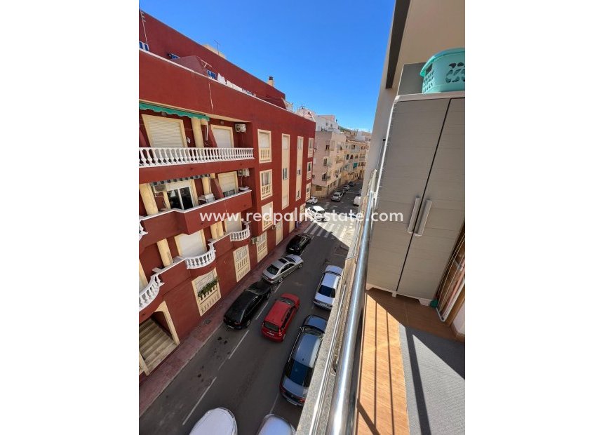 Reventa - Apartamento -
Torrevieja - Centro Torrevieja