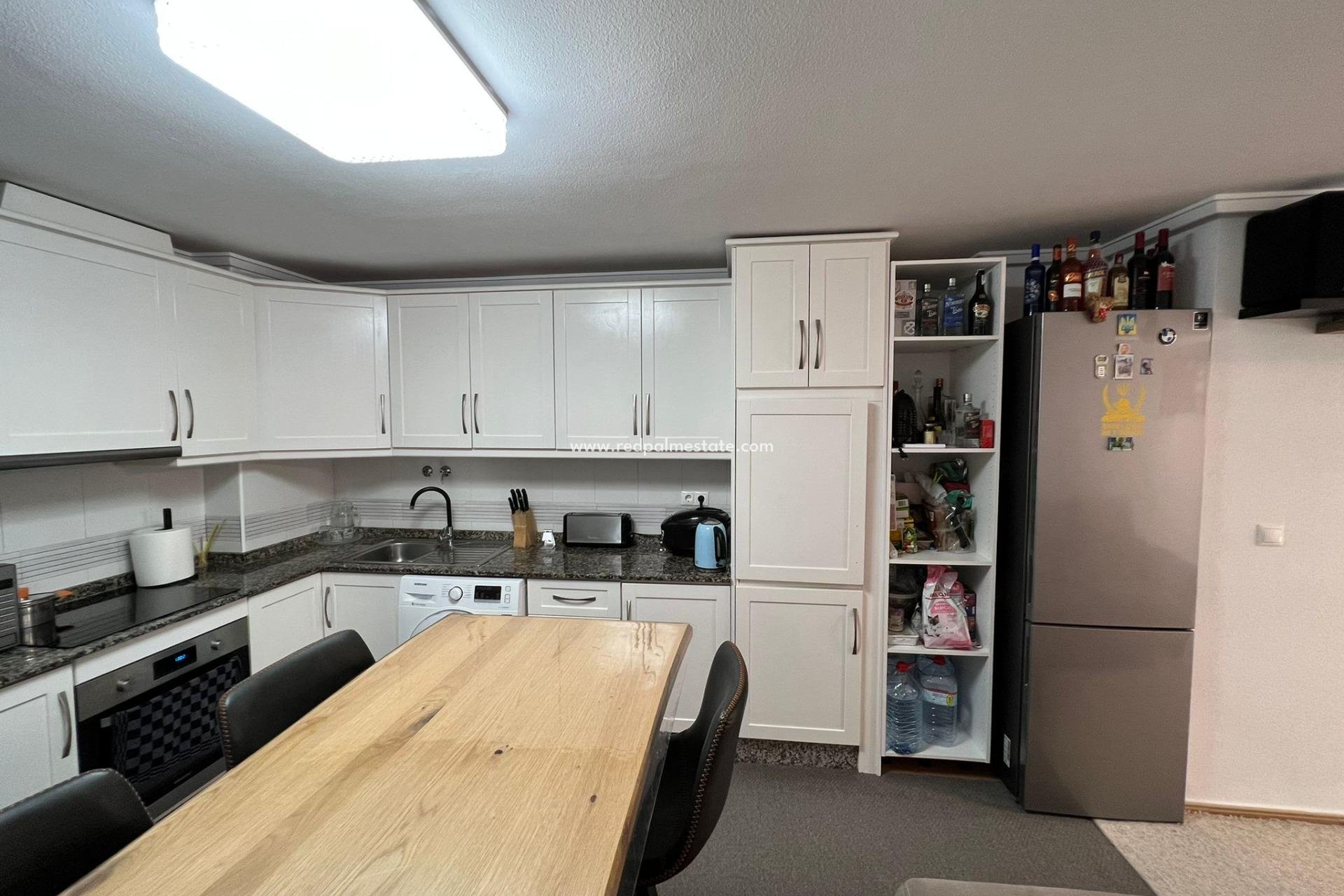 Reventa - Apartamento -
Torrevieja - Centro Torrevieja