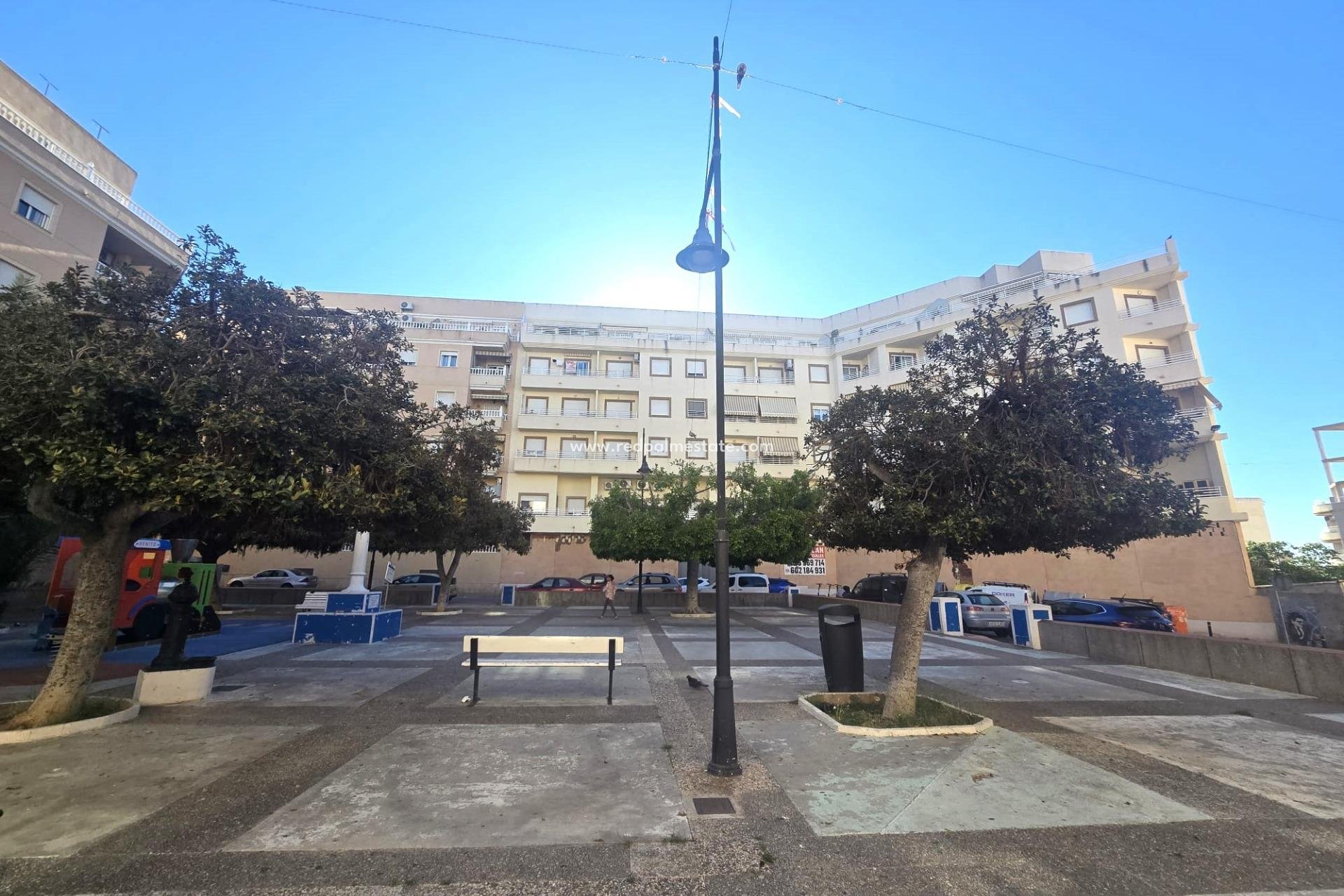 Reventa - Apartamento -
Torrevieja - Centro Torrevieja