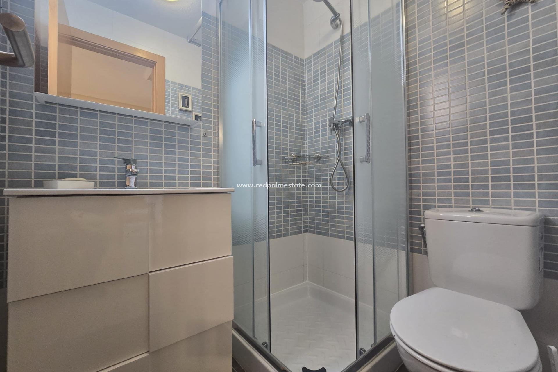 Reventa - Apartamento -
Torrevieja - Centro Torrevieja
