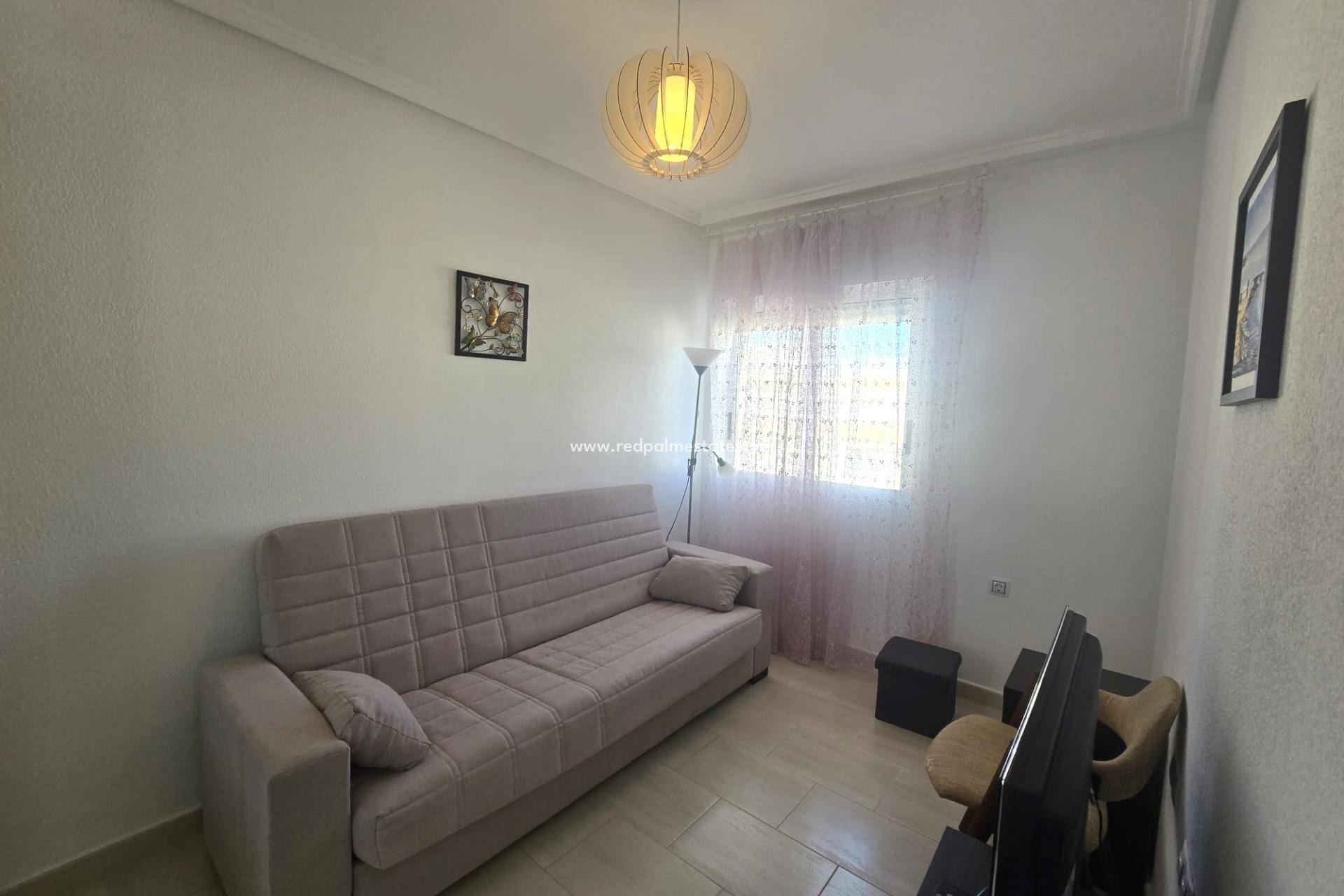 Reventa - Apartamento -
Torrevieja - Centro Torrevieja