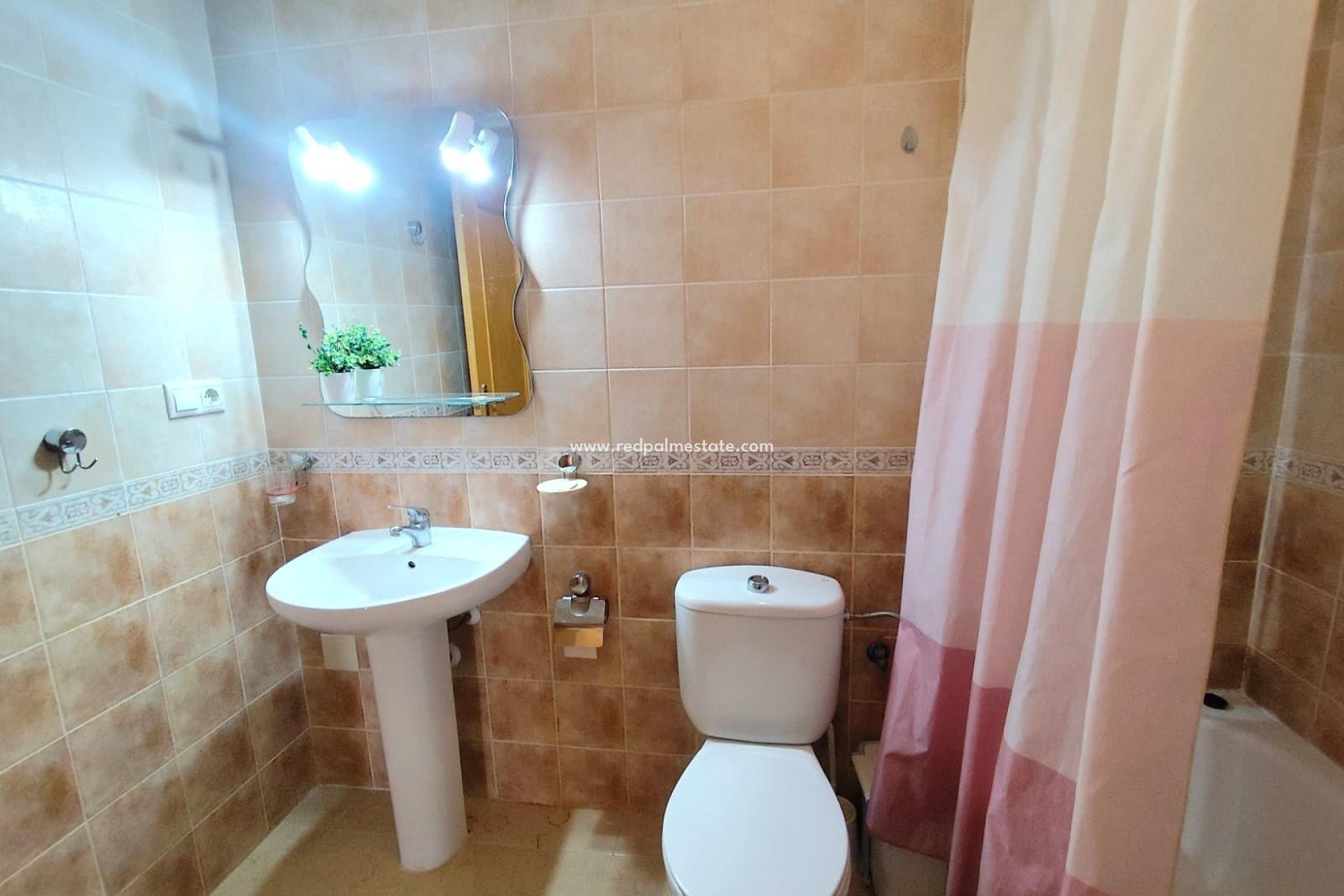 Reventa - Apartamento -
Torrevieja - Centro Torrevieja
