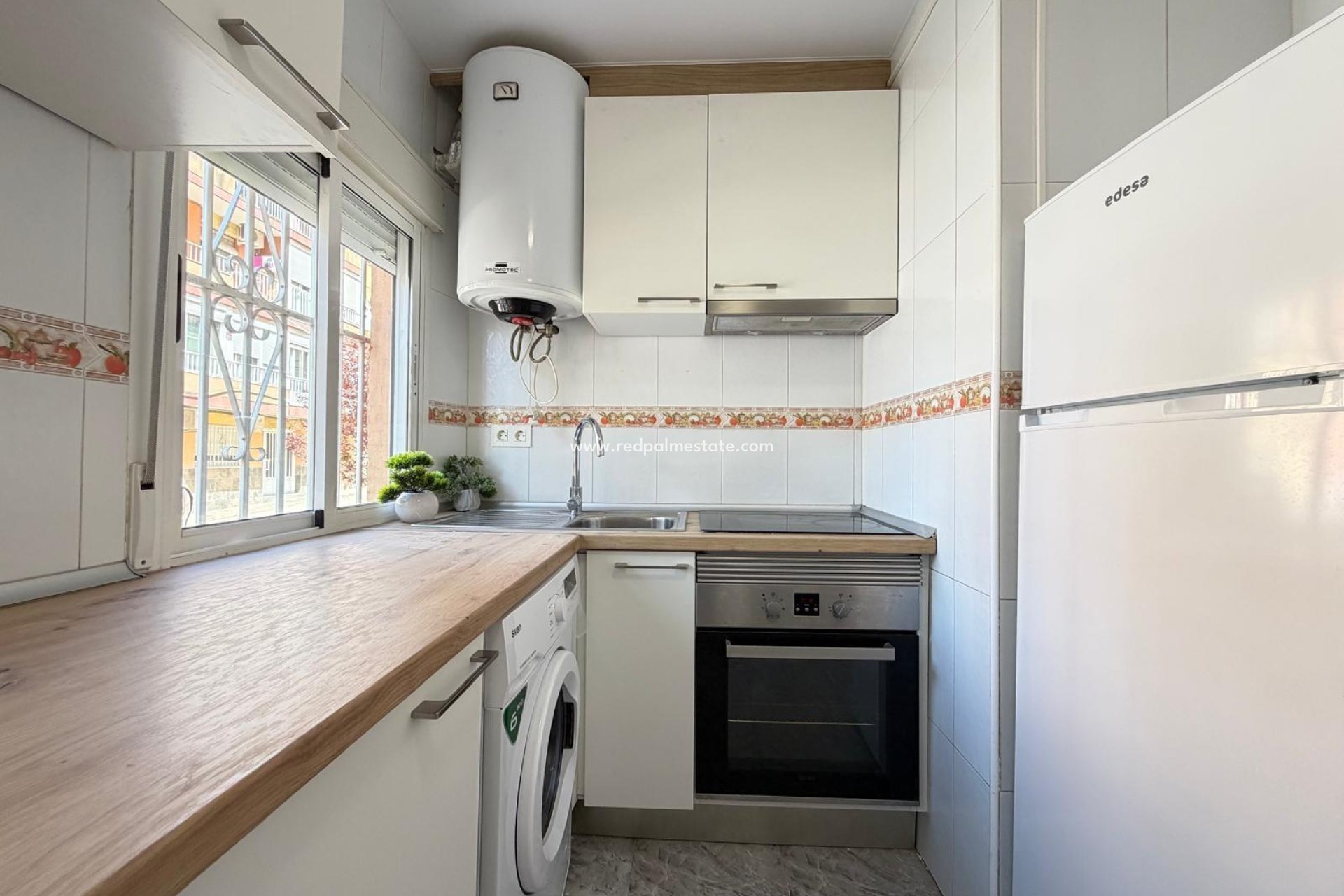 Reventa - Apartamento -
Torrevieja - Centro Torrevieja