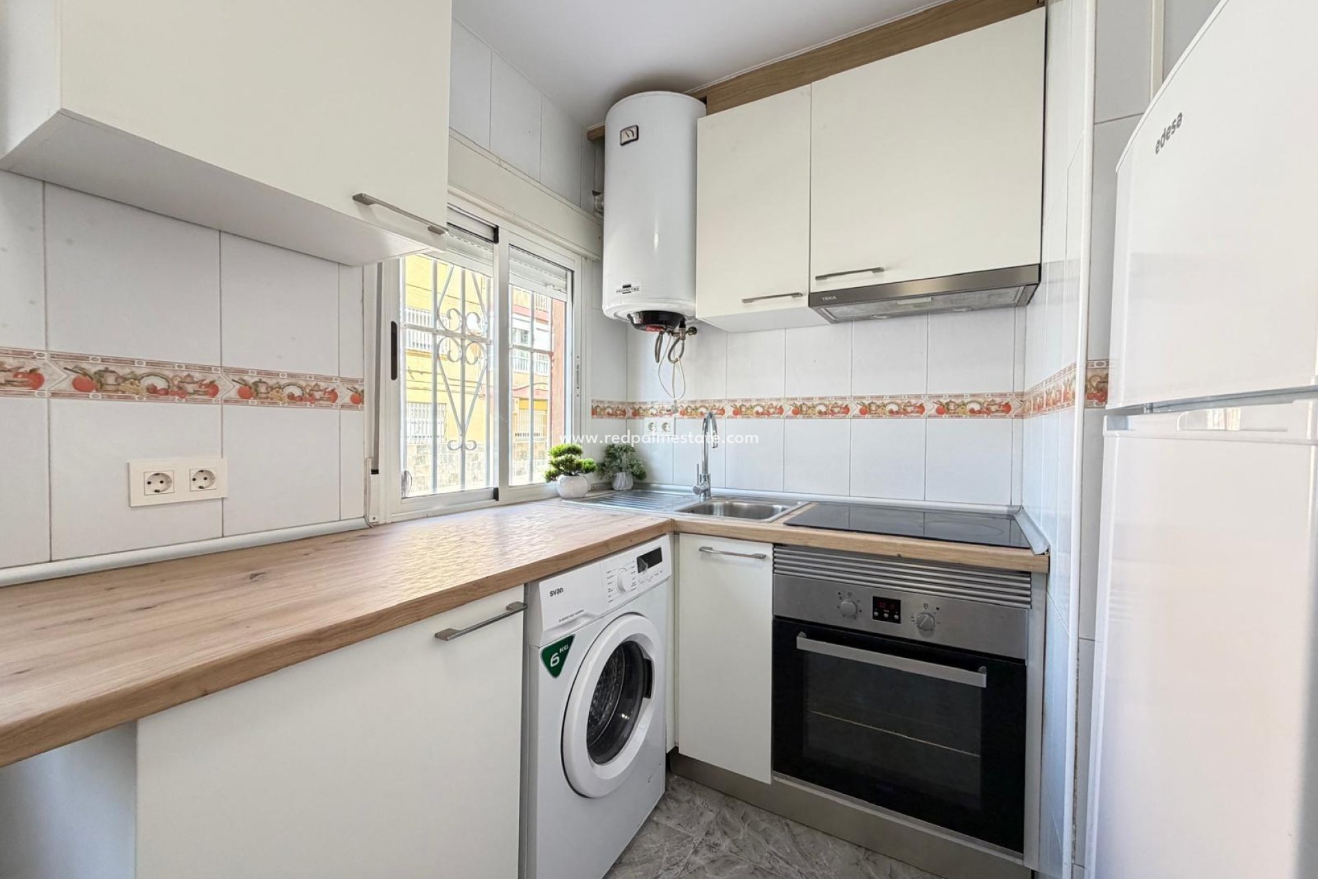 Reventa - Apartamento -
Torrevieja - Centro Torrevieja