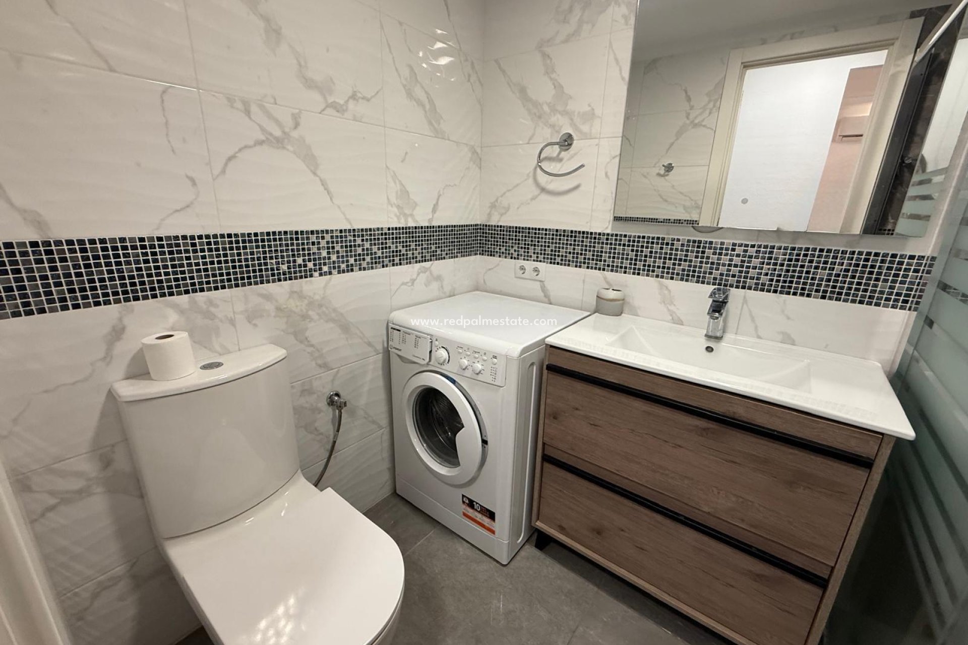 Reventa - Apartamento -
Torrevieja - Centro Torrevieja
