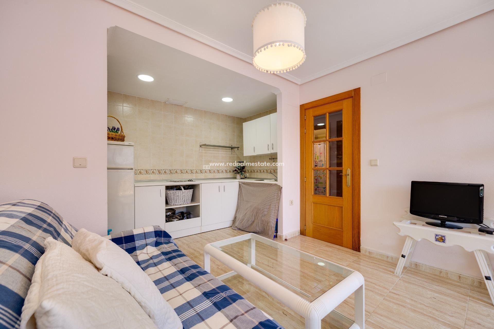 Reventa - Apartamento -
Torrevieja - Centro Torrevieja