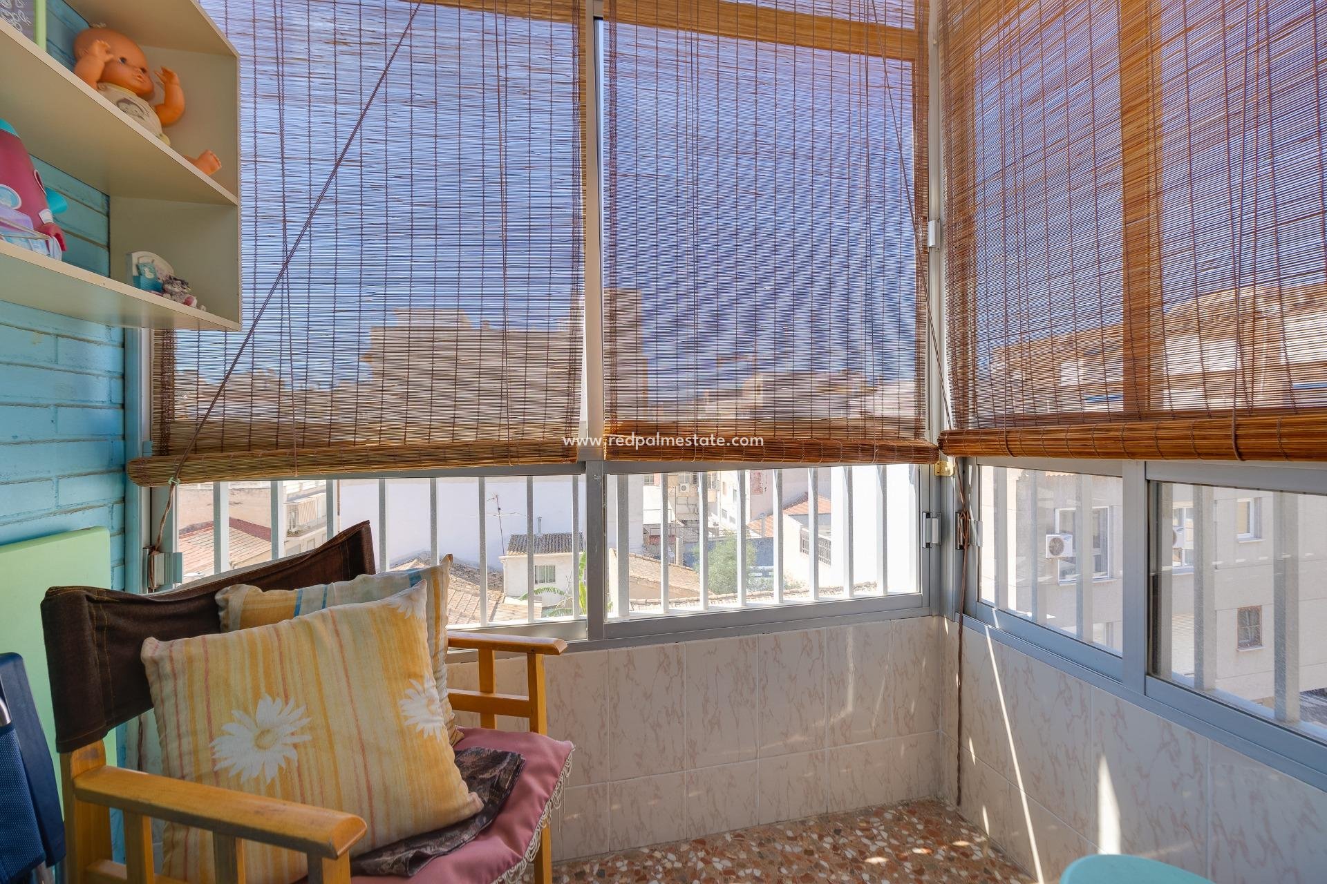 Reventa - Apartamento -
Torrevieja - Centro Torrevieja