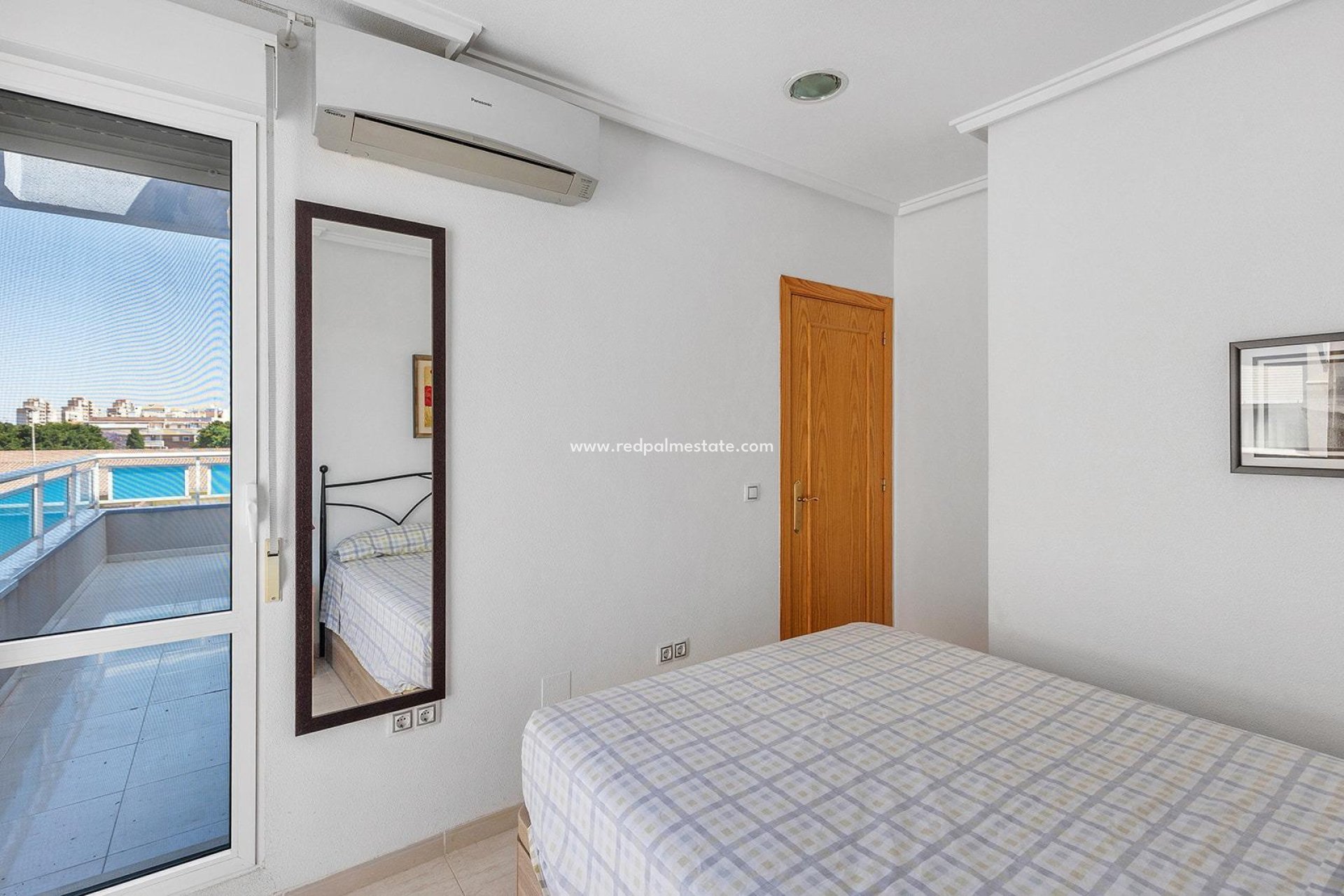 Reventa - Apartamento -
Torrevieja - Centro Torrevieja