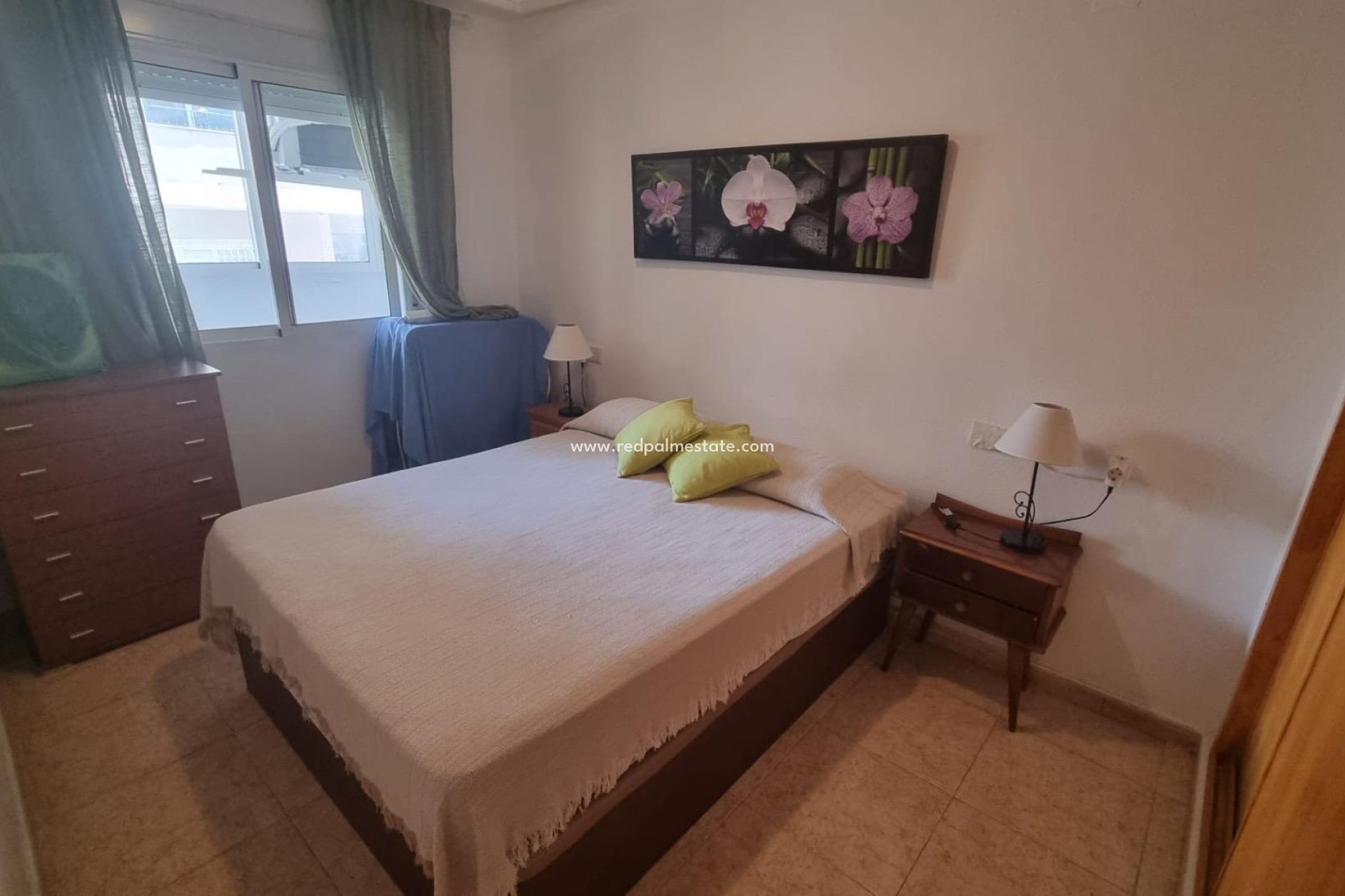 Reventa - Apartamento -
Torrevieja - Centro Torrevieja