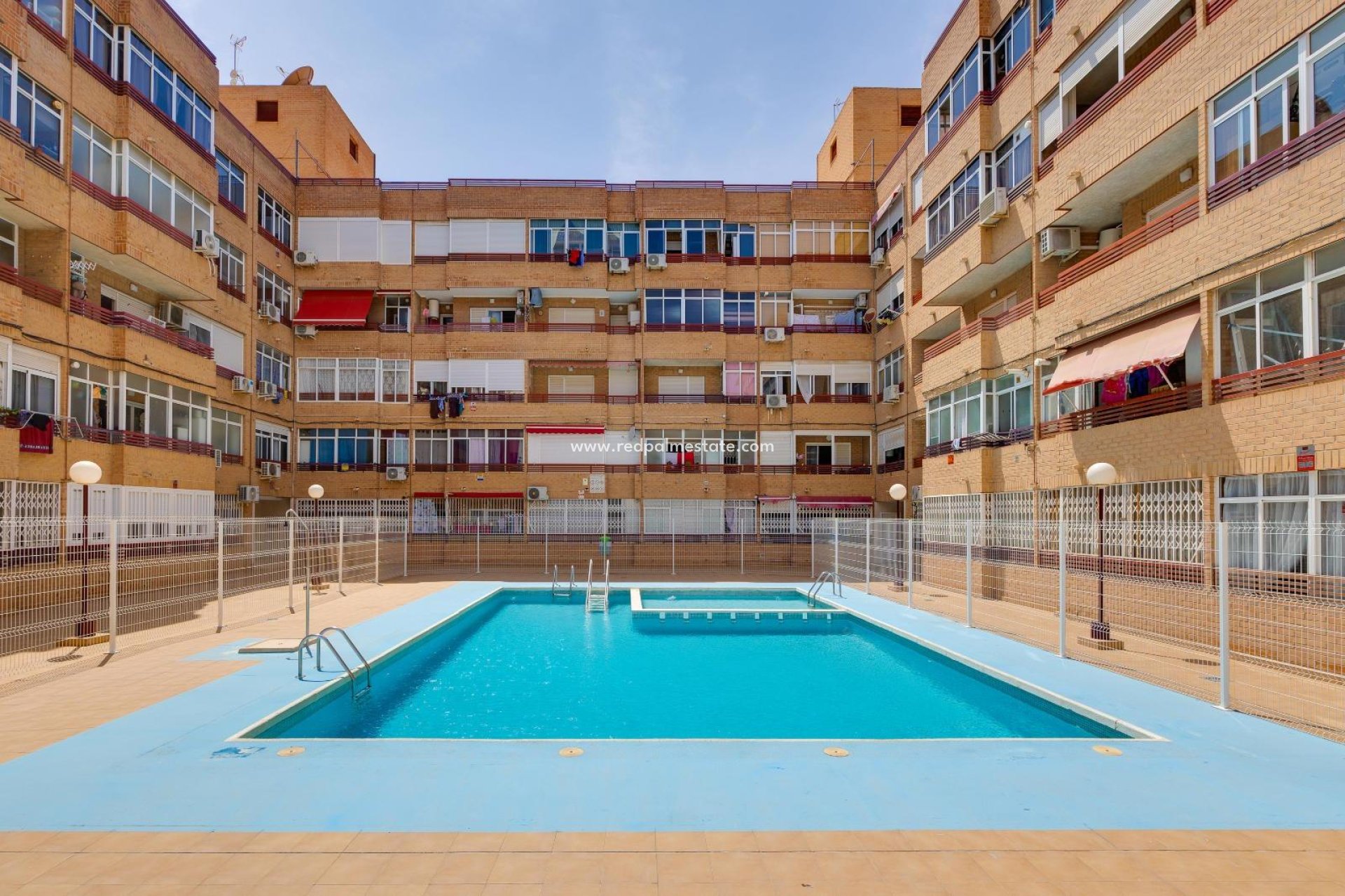 Reventa - Apartamento -
Torrevieja - Centro Torrevieja