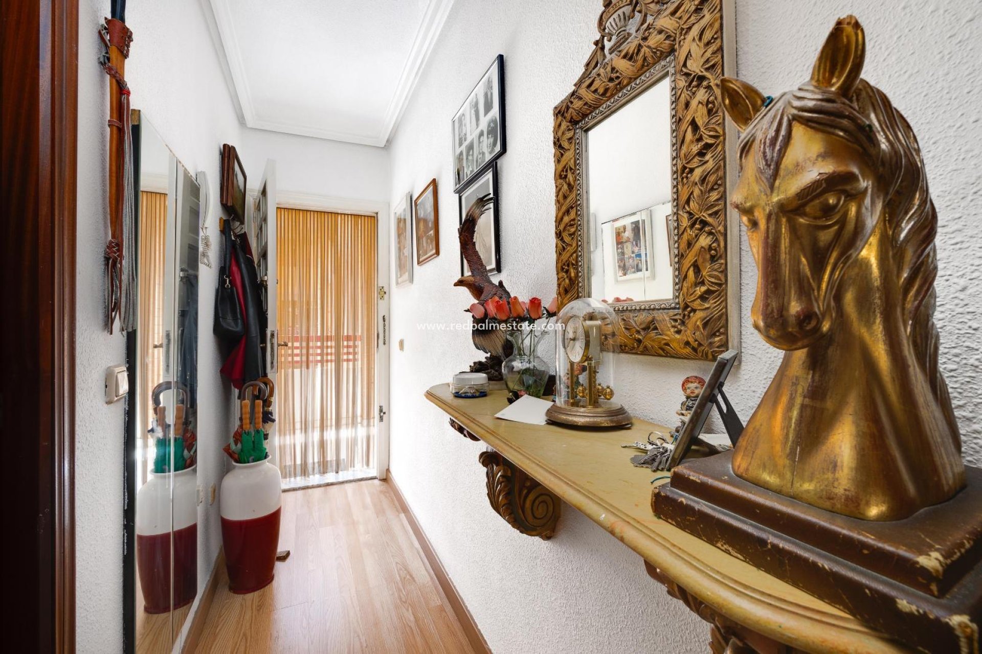 Reventa - Apartamento -
Torrevieja - Centro Torrevieja