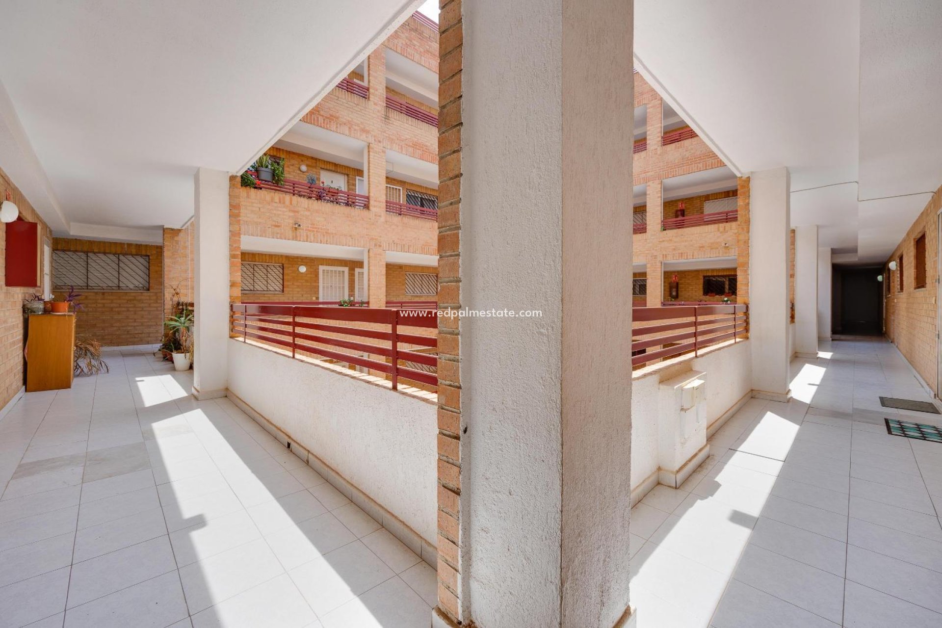 Reventa - Apartamento -
Torrevieja - Centro Torrevieja