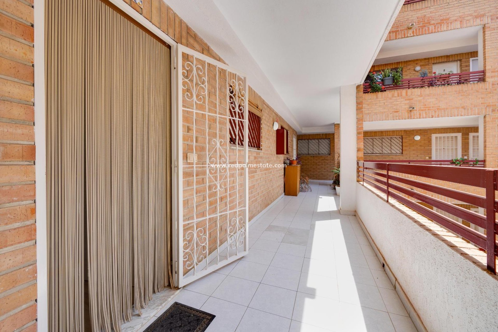 Reventa - Apartamento -
Torrevieja - Centro Torrevieja