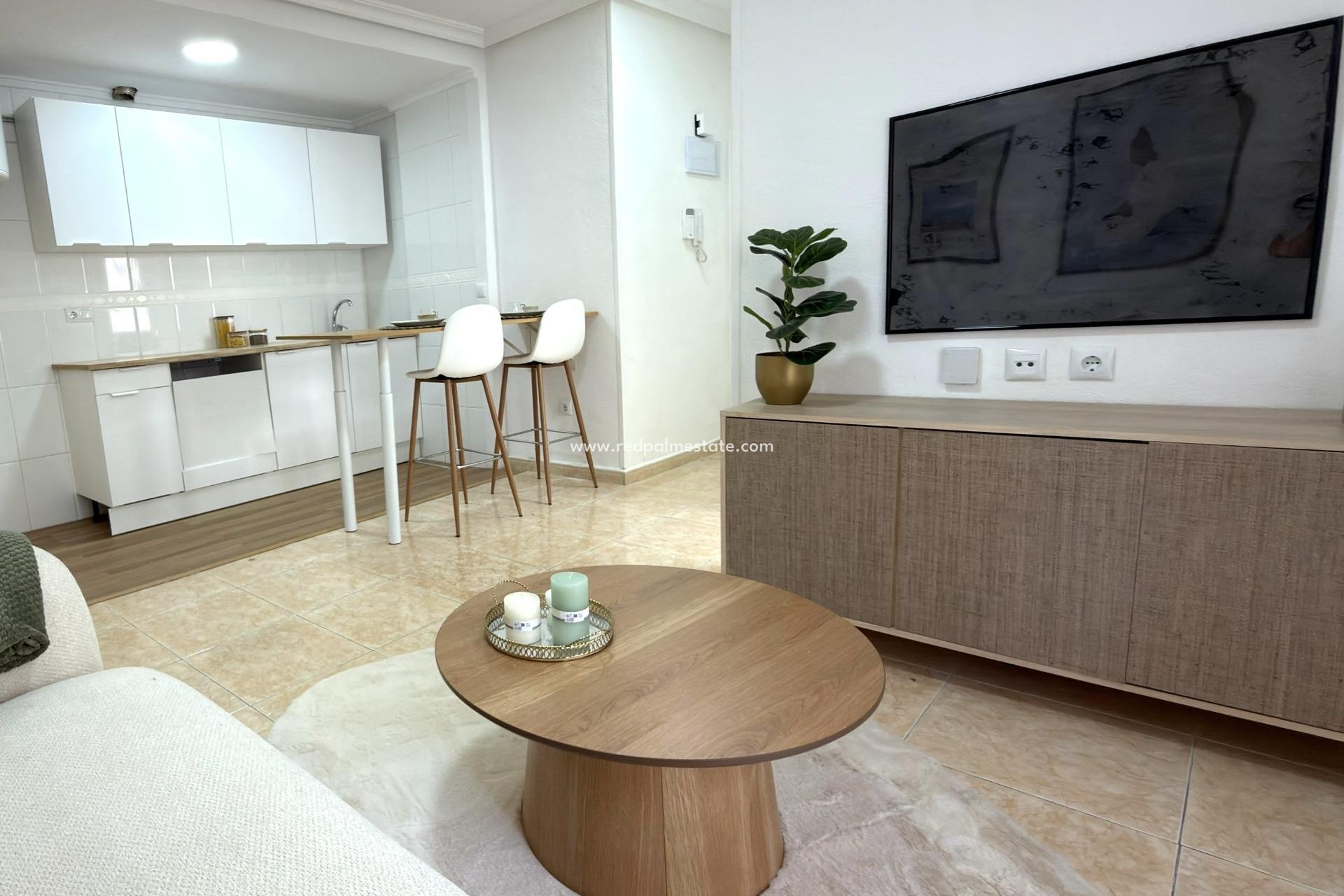 Reventa - Apartamento -
Torrevieja - Centro Torrevieja