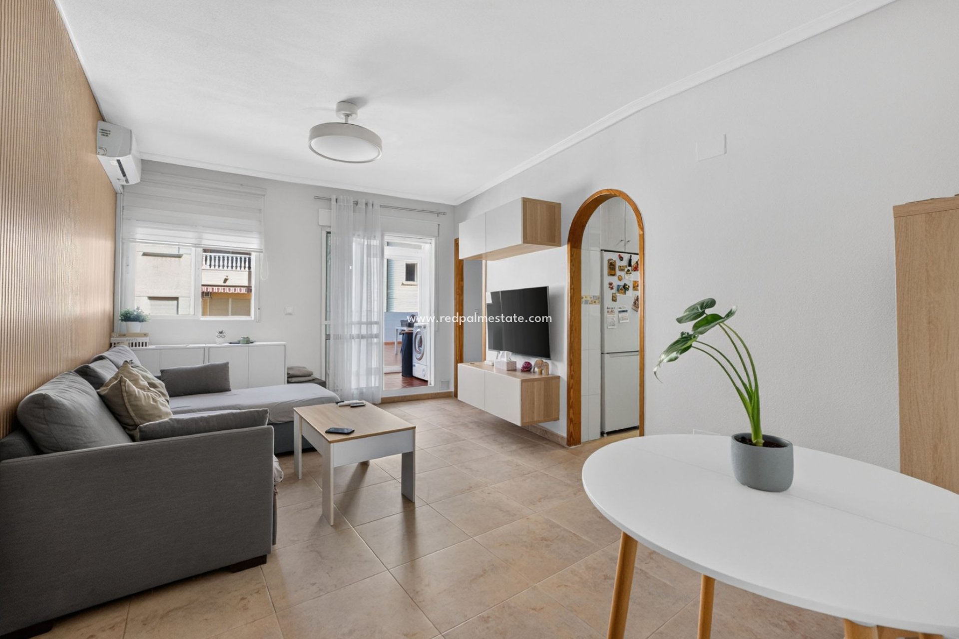 Reventa - Apartamento -
Torrevieja - Centro
