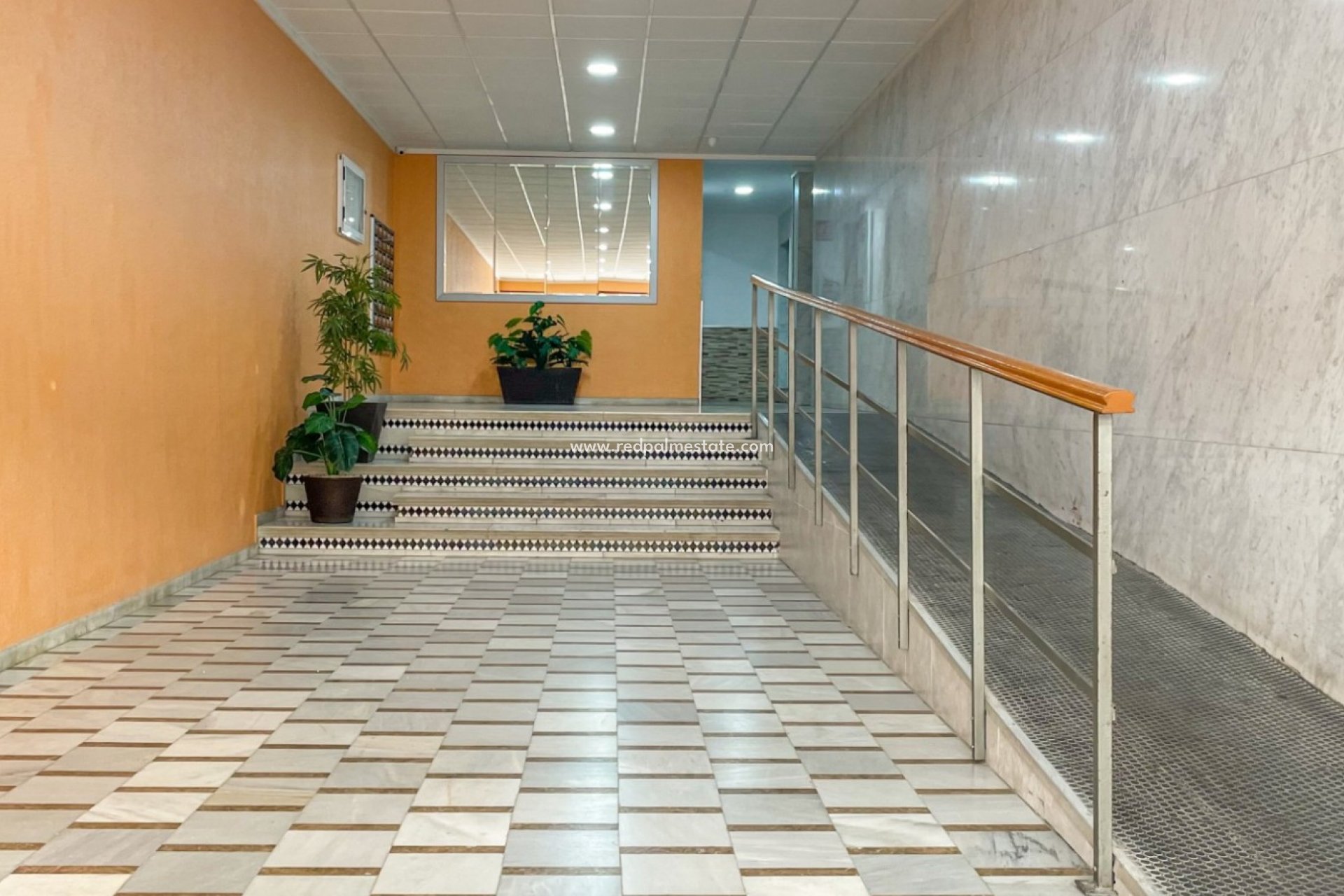 Reventa - Apartamento -
Torrevieja - El Acequión - Los Náufragos