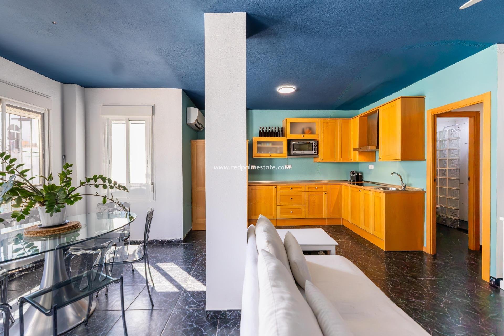 Reventa - Apartamento -
Torrevieja - El Acequión - Los Náufragos
