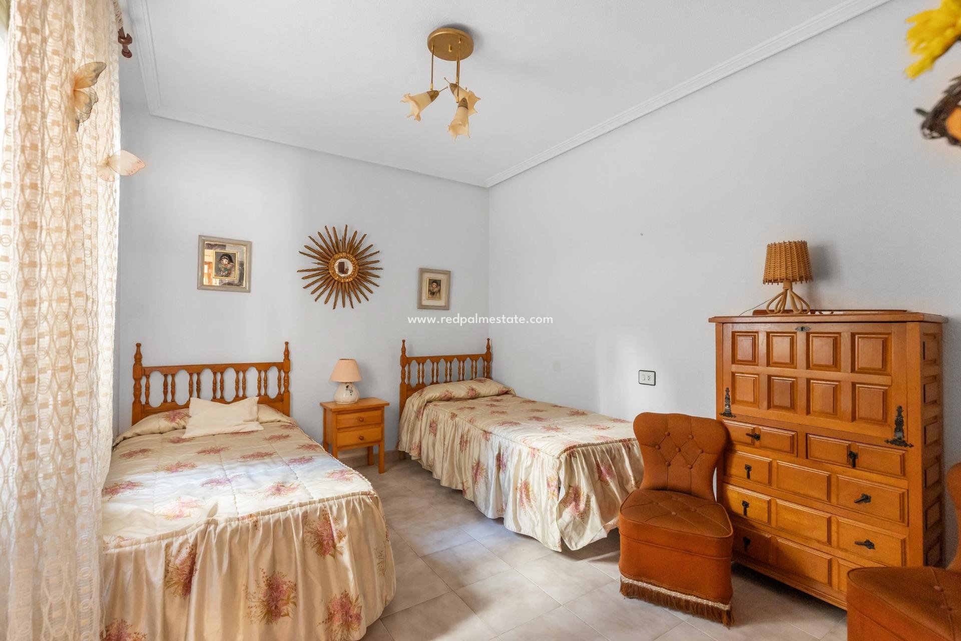 Reventa - Apartamento -
Torrevieja - El Acequión - Los Náufragos