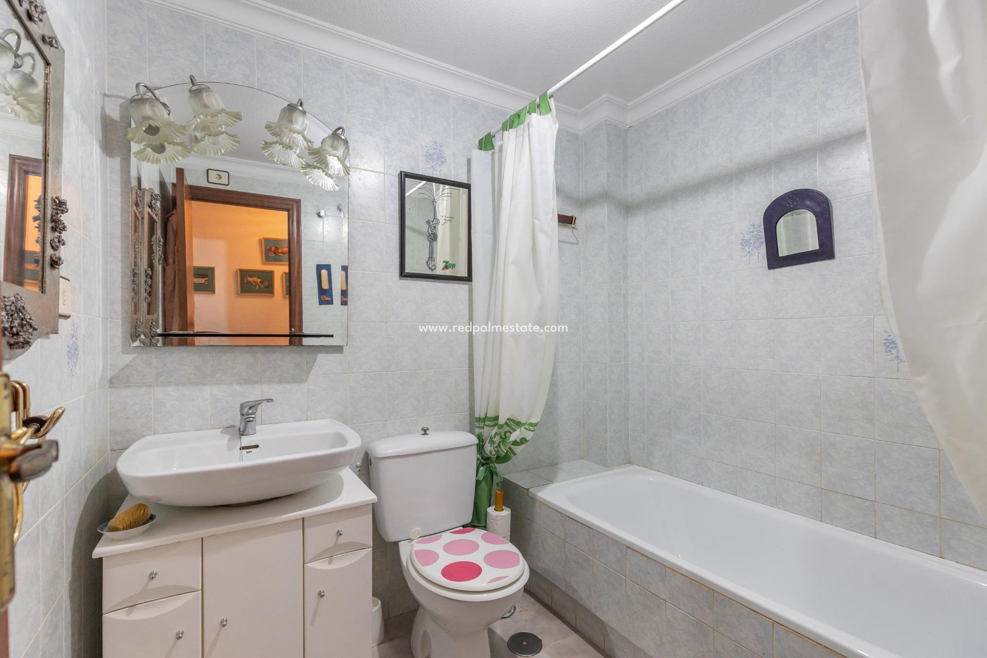 Reventa - Apartamento -
Torrevieja - El Acequión - Los Náufragos