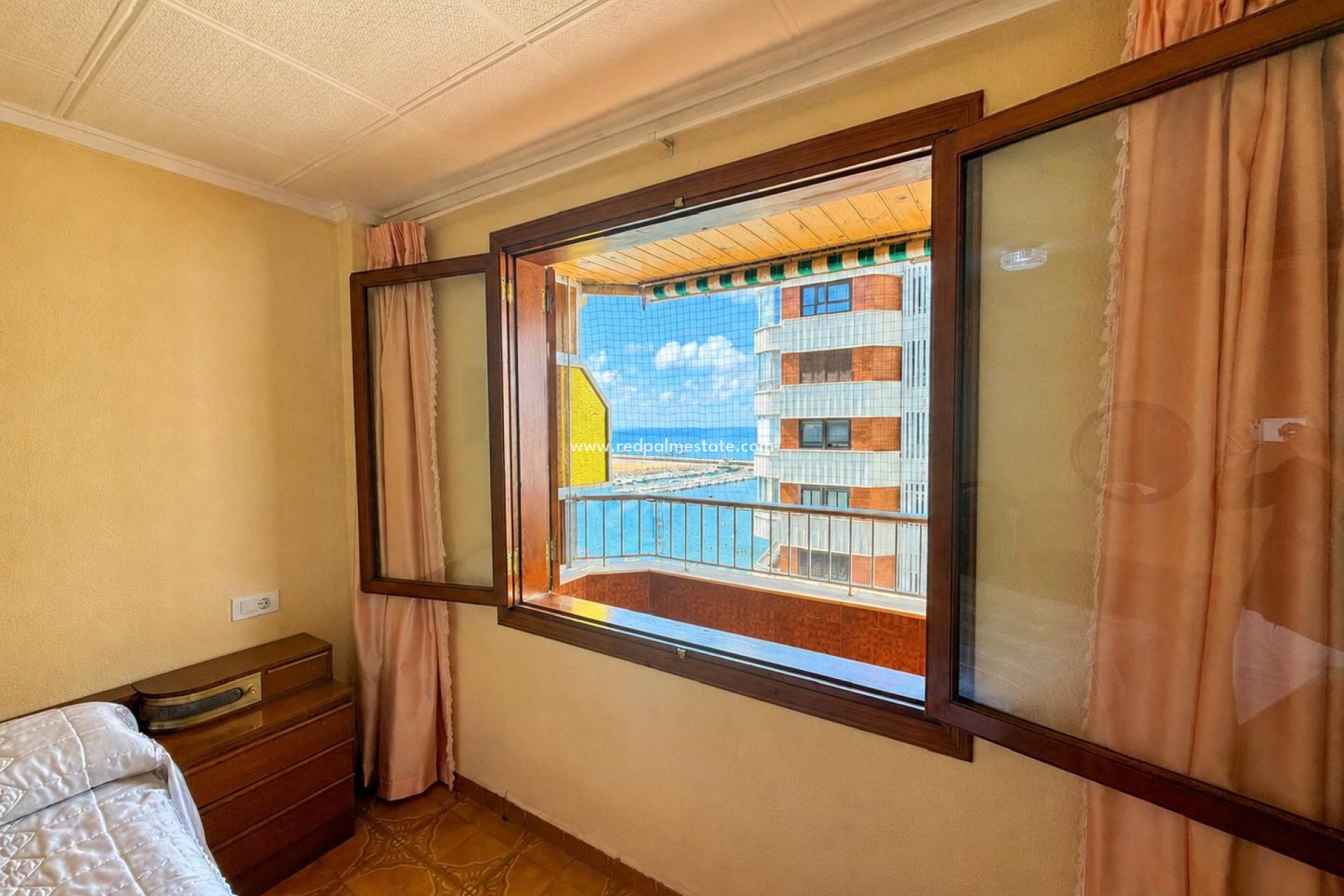 Reventa - Apartamento -
Torrevieja - El Acequión - Los Náufragos