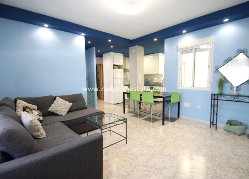 Reventa - Apartamento -
Torrevieja - El Acequión - Los Náufragos