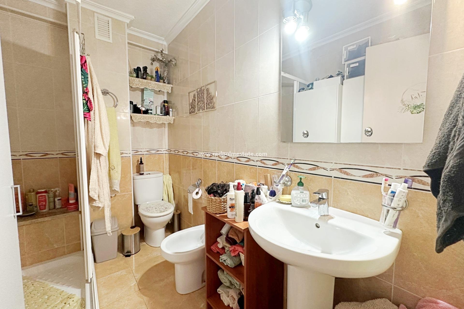 Reventa - Apartamento -
Torrevieja - El Acequión - Los Náufragos