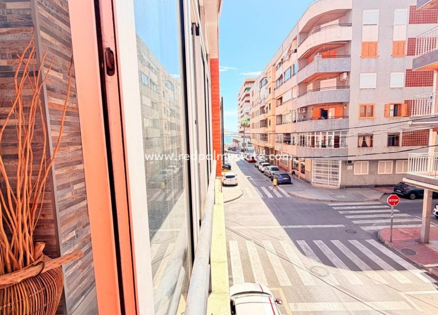 Reventa - Apartamento -
Torrevieja - El Acequión - Los Náufragos