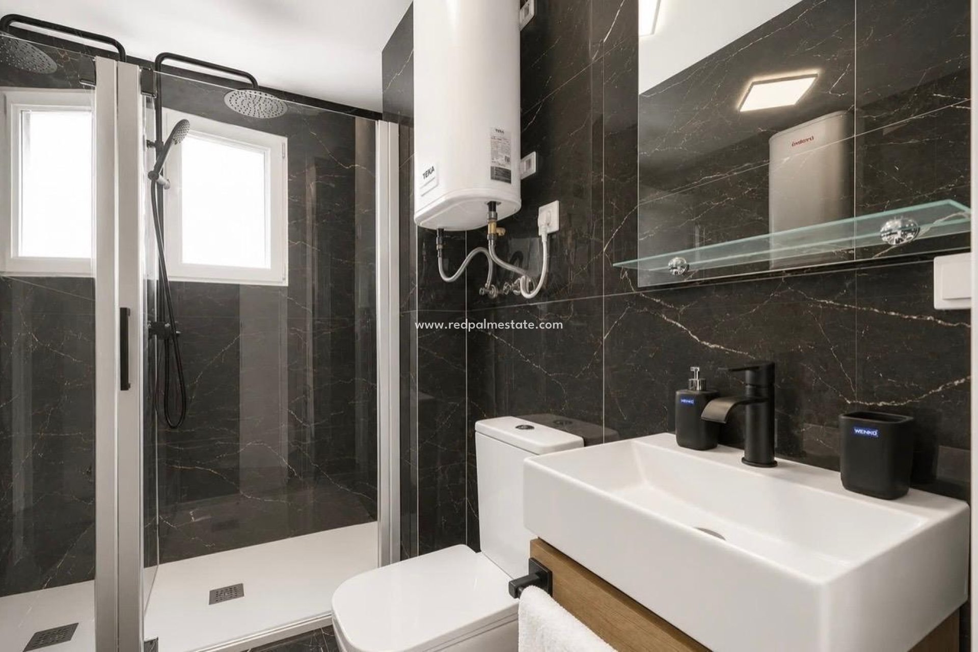 Reventa - Apartamento -
Torrevieja - El Acequión - Los Náufragos