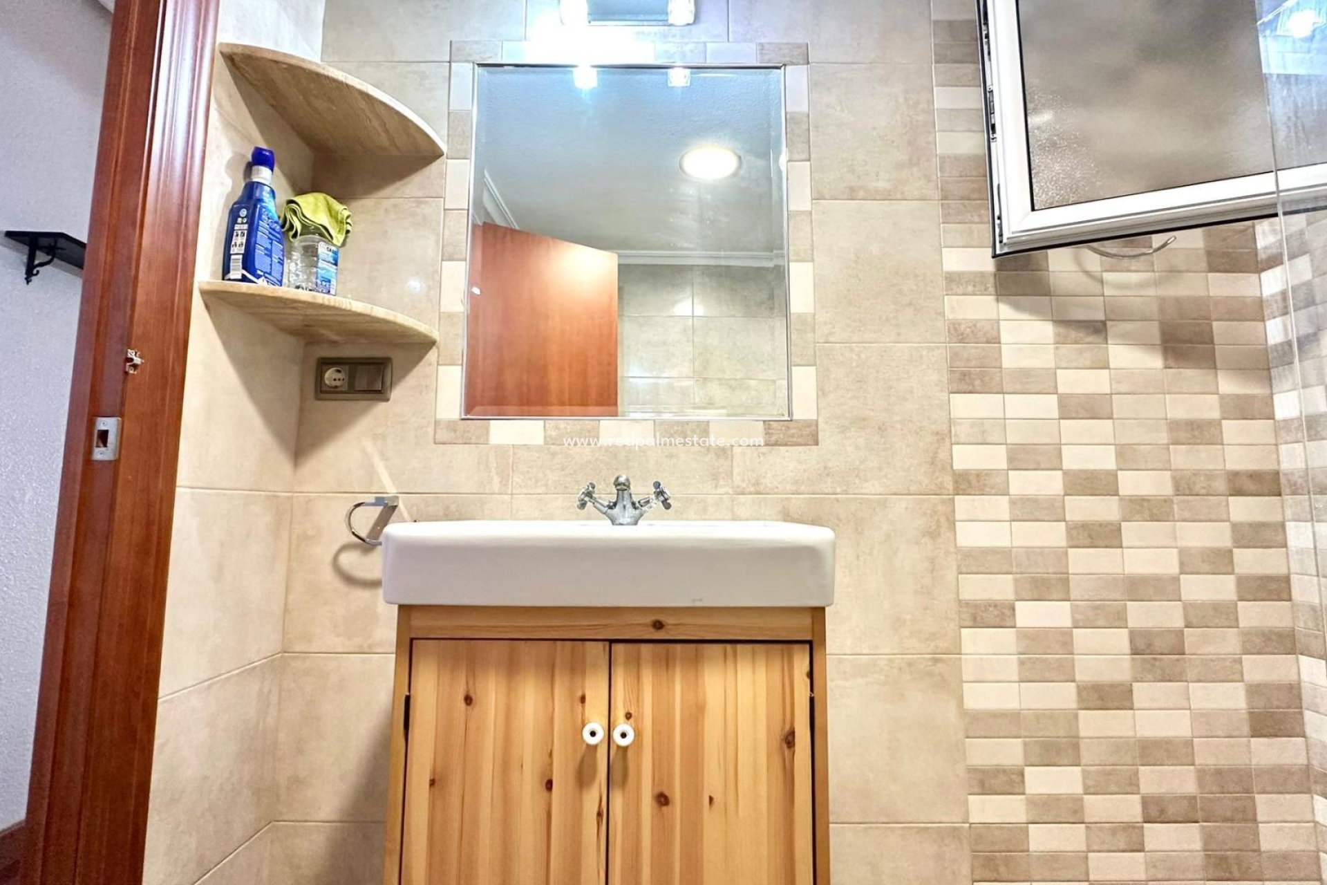 Reventa - Apartamento -
Torrevieja - El Acequión - Los Náufragos