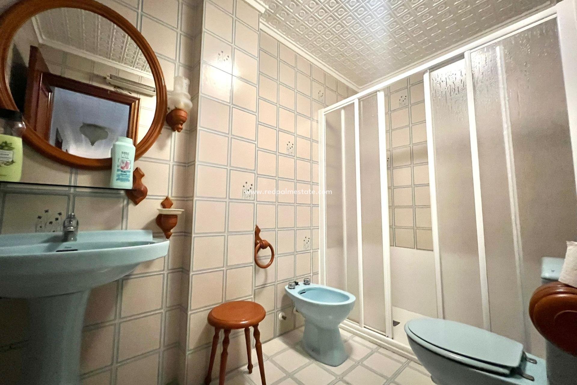 Reventa - Apartamento -
Torrevieja - El Acequión - Los Náufragos