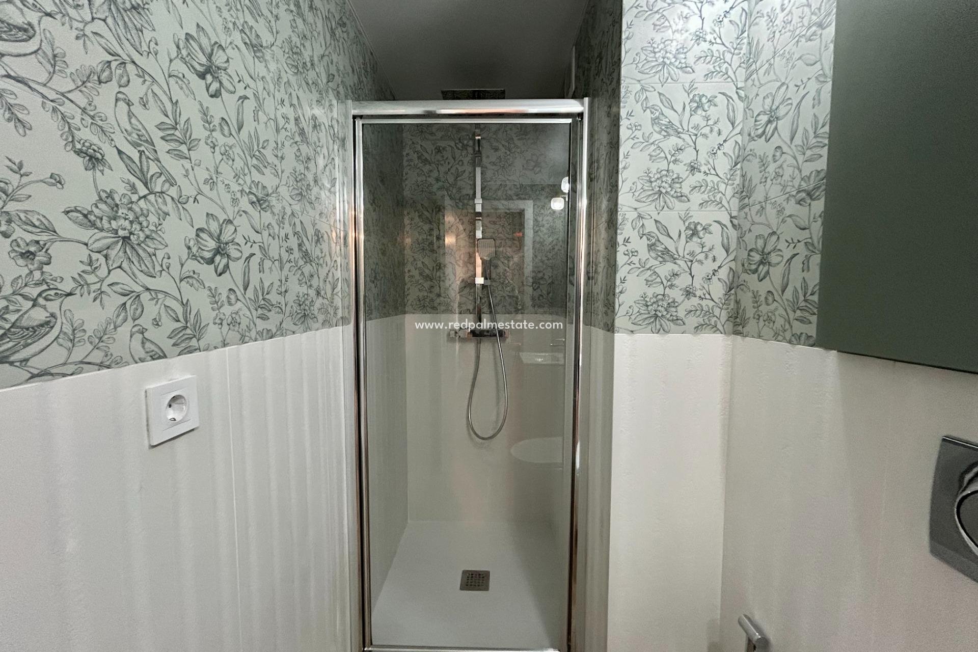 Reventa - Apartamento -
Torrevieja - El Acequión - Los Náufragos