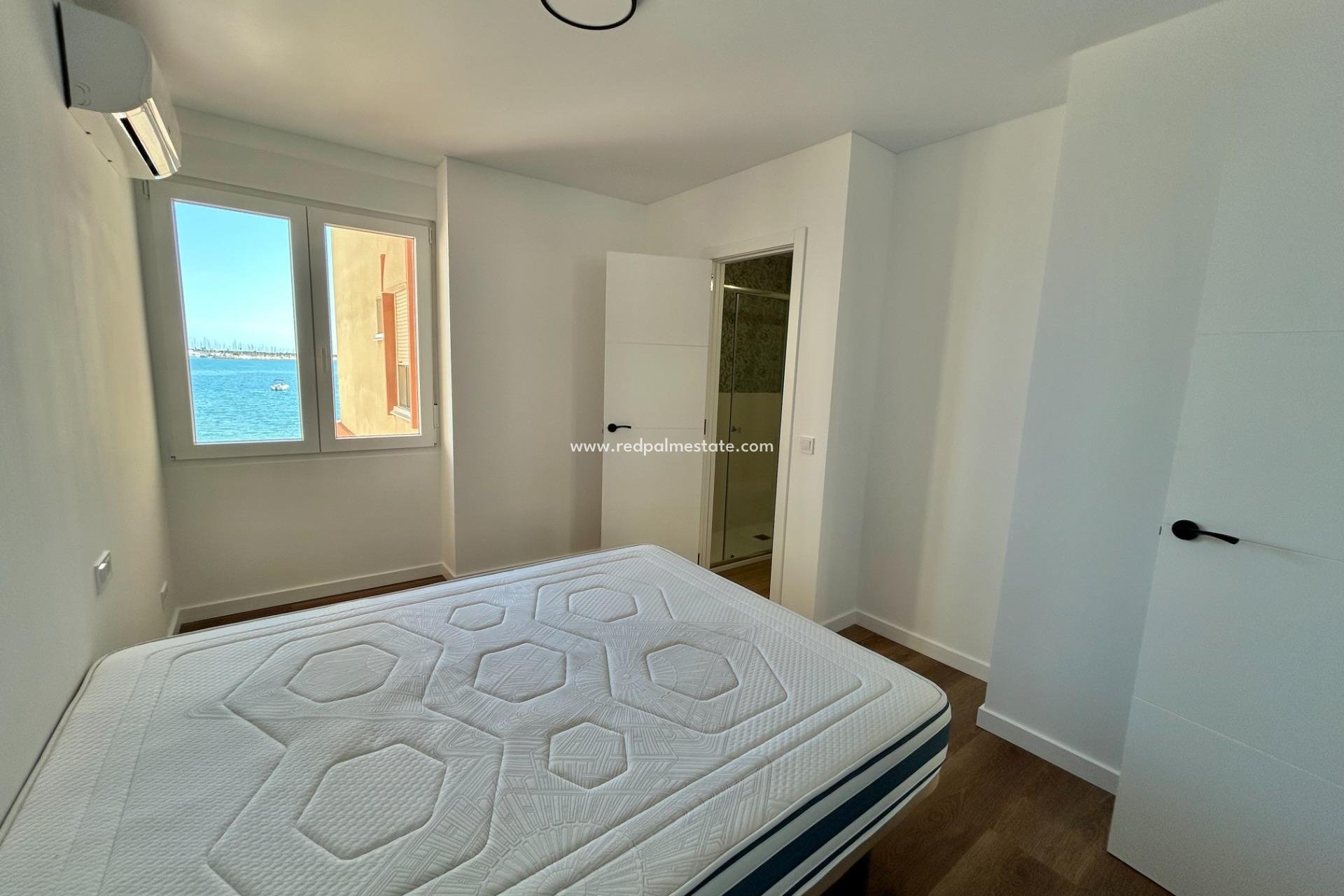 Reventa - Apartamento -
Torrevieja - El Acequión - Los Náufragos