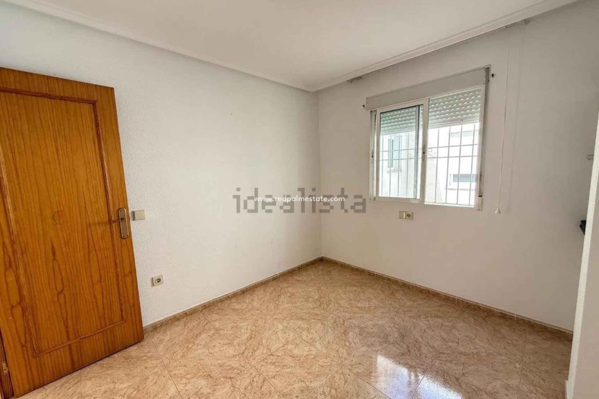 Reventa - Apartamento -
Torrevieja - El molino