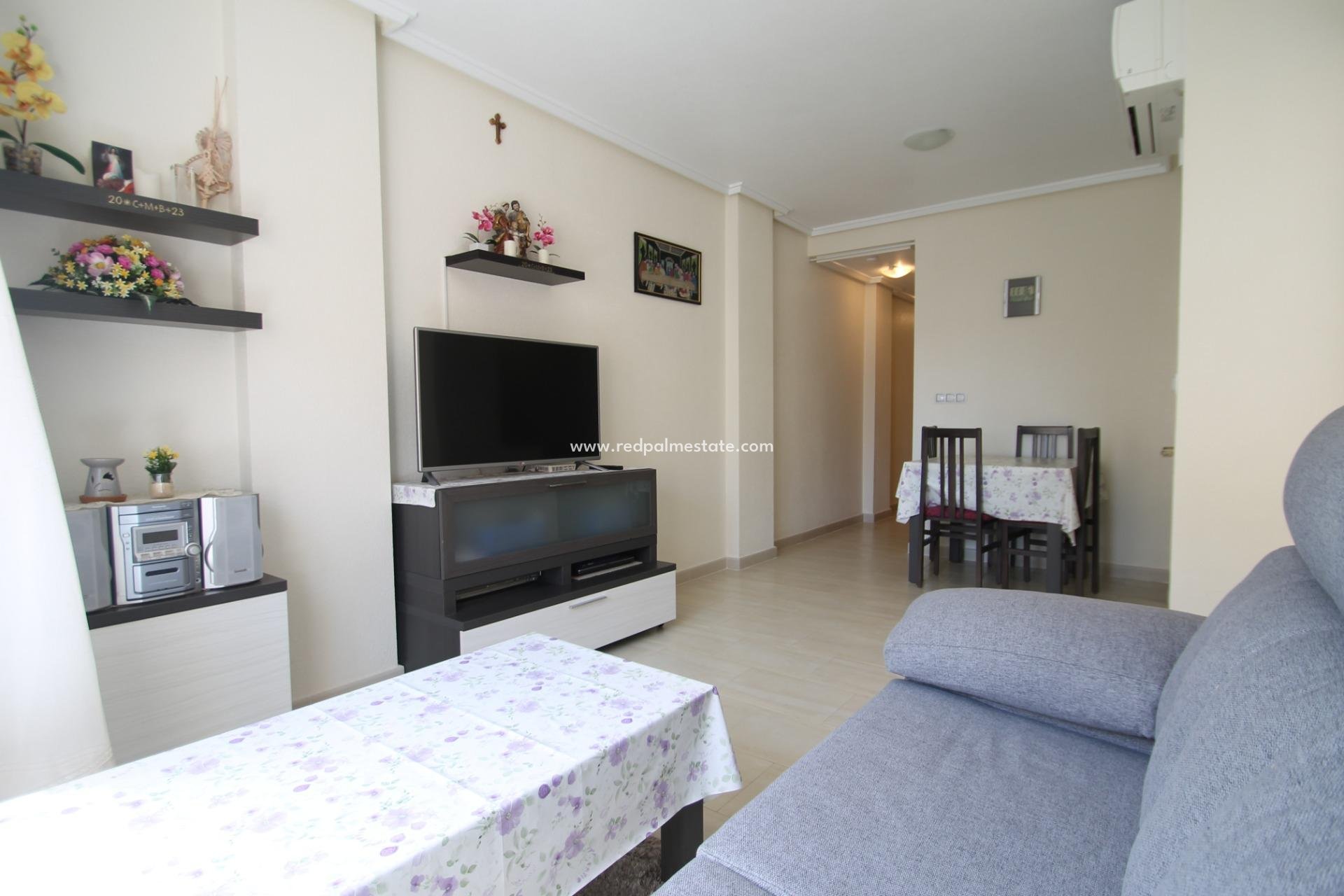 Reventa - Apartamento -
Torrevieja - El molino