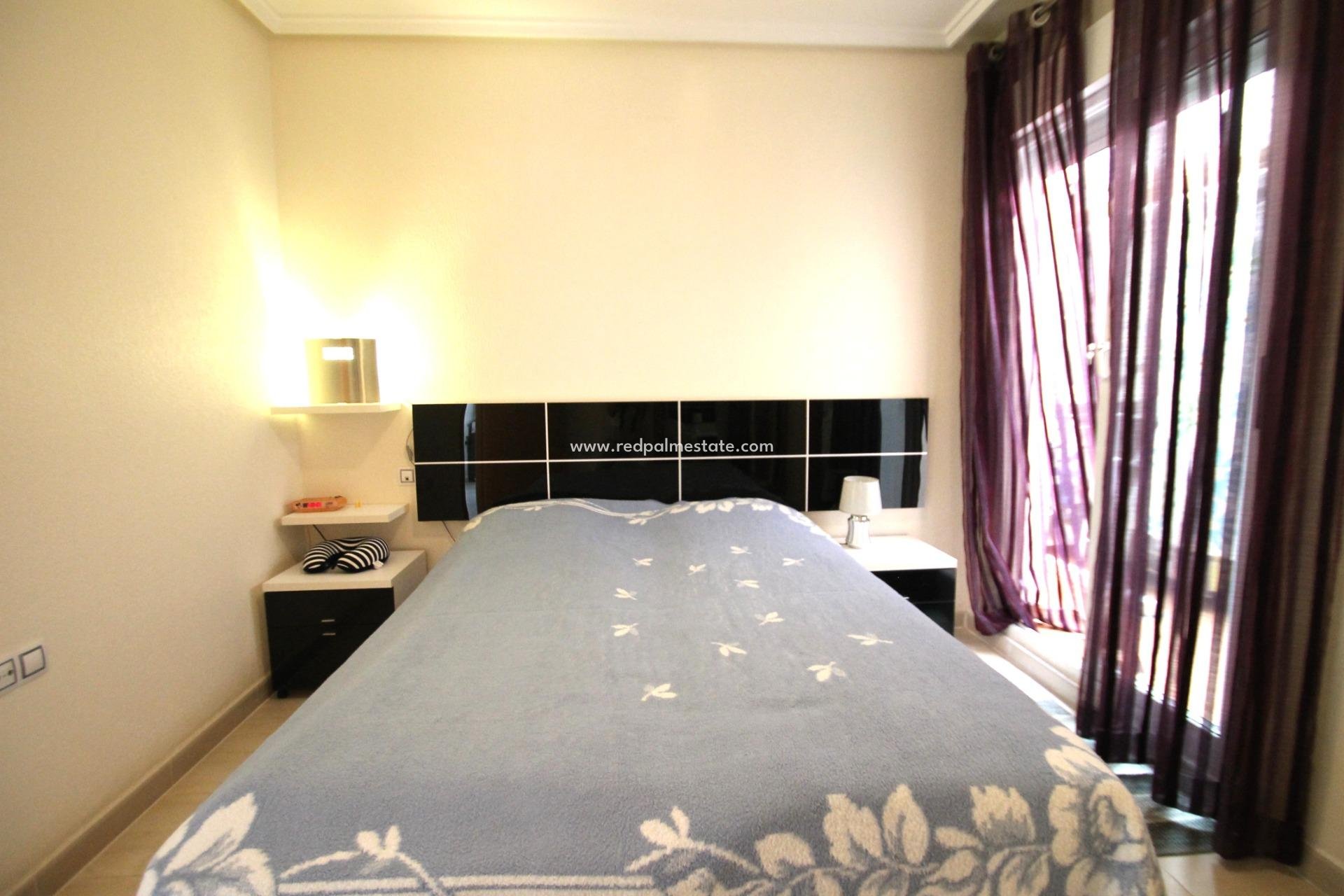 Reventa - Apartamento -
Torrevieja - El molino