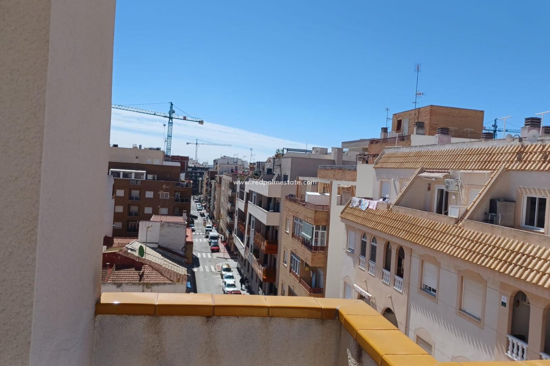 Reventa - Apartamento -
Torrevieja - El molino