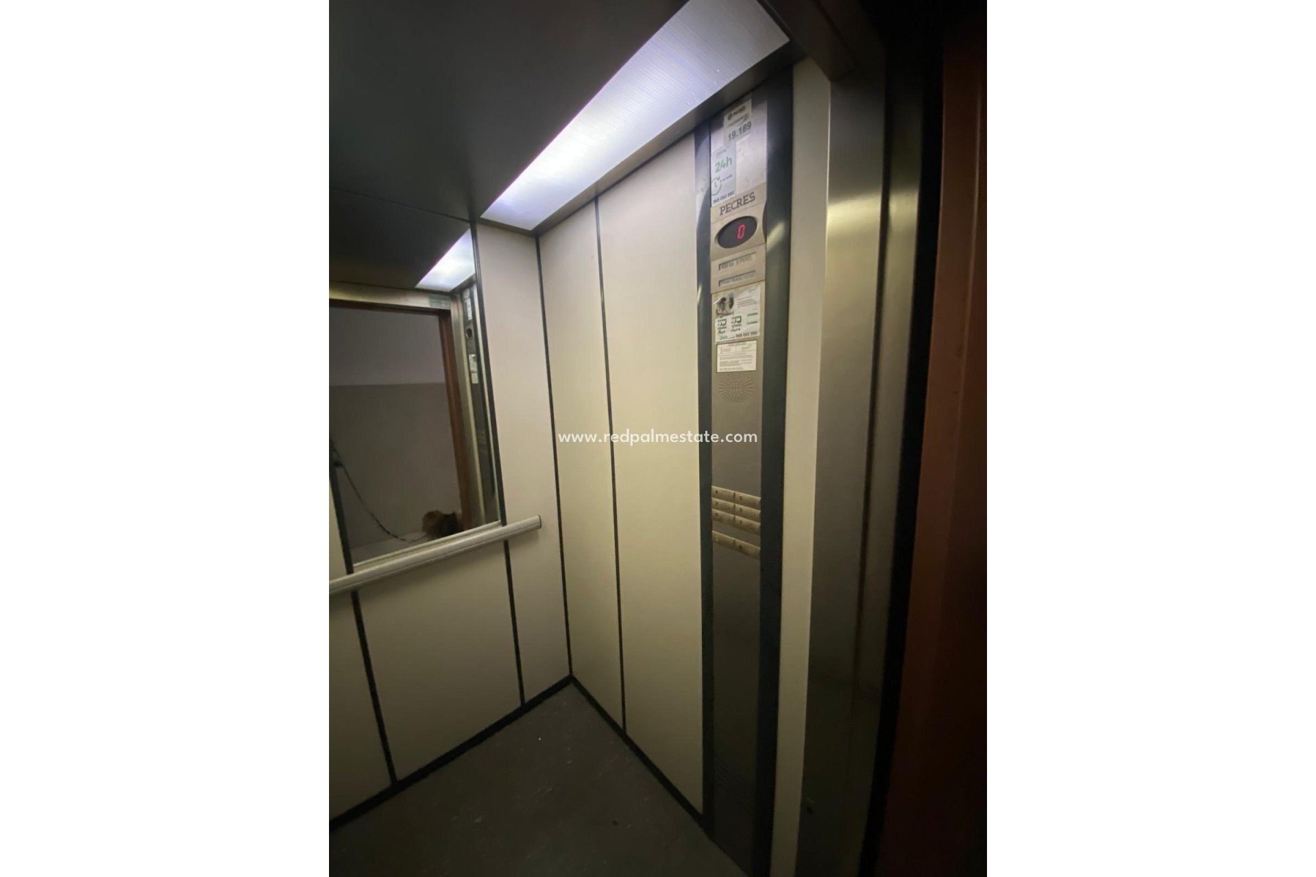 Reventa - Apartamento -
Torrevieja - El molino