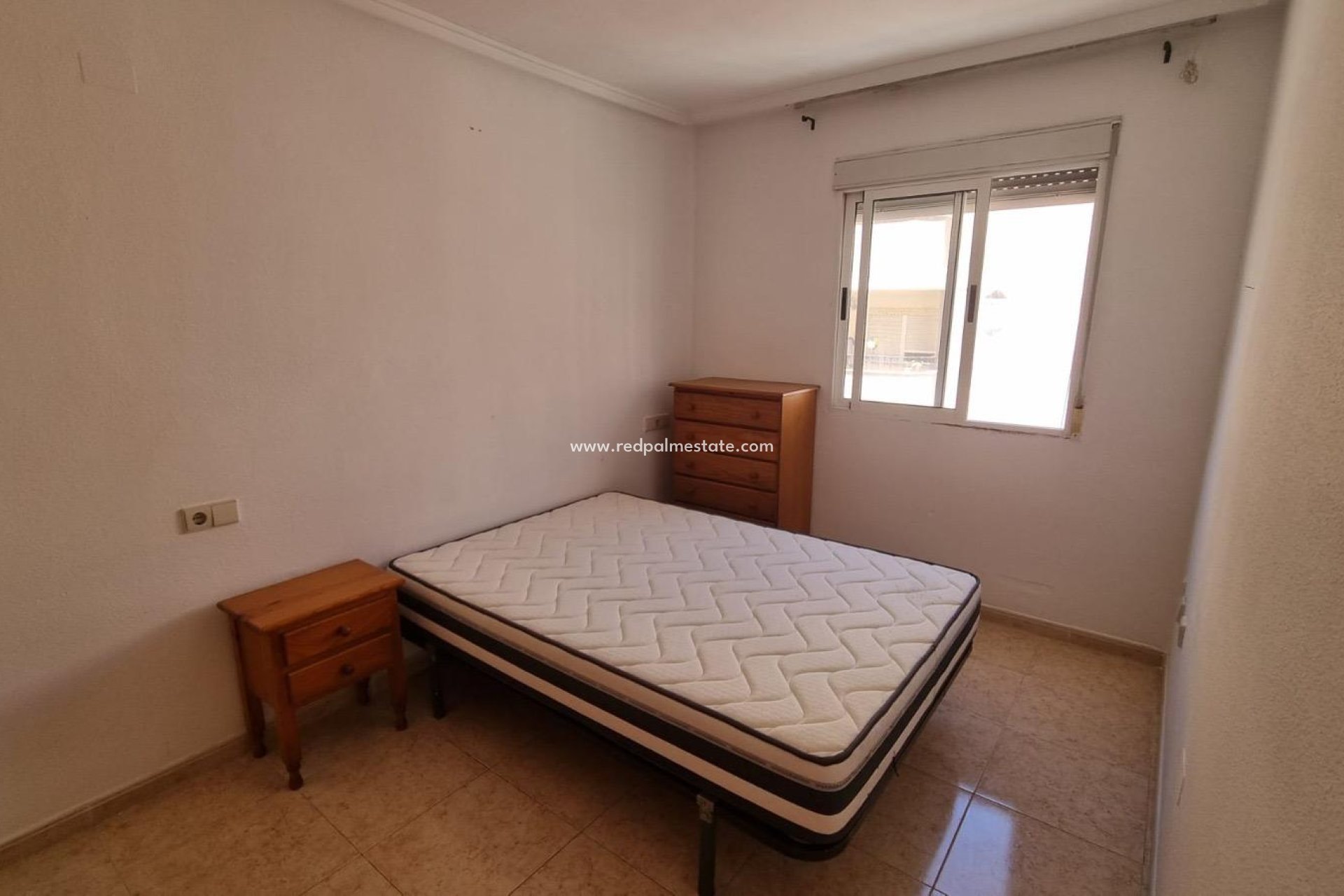 Reventa - Apartamento -
Torrevieja - El molino