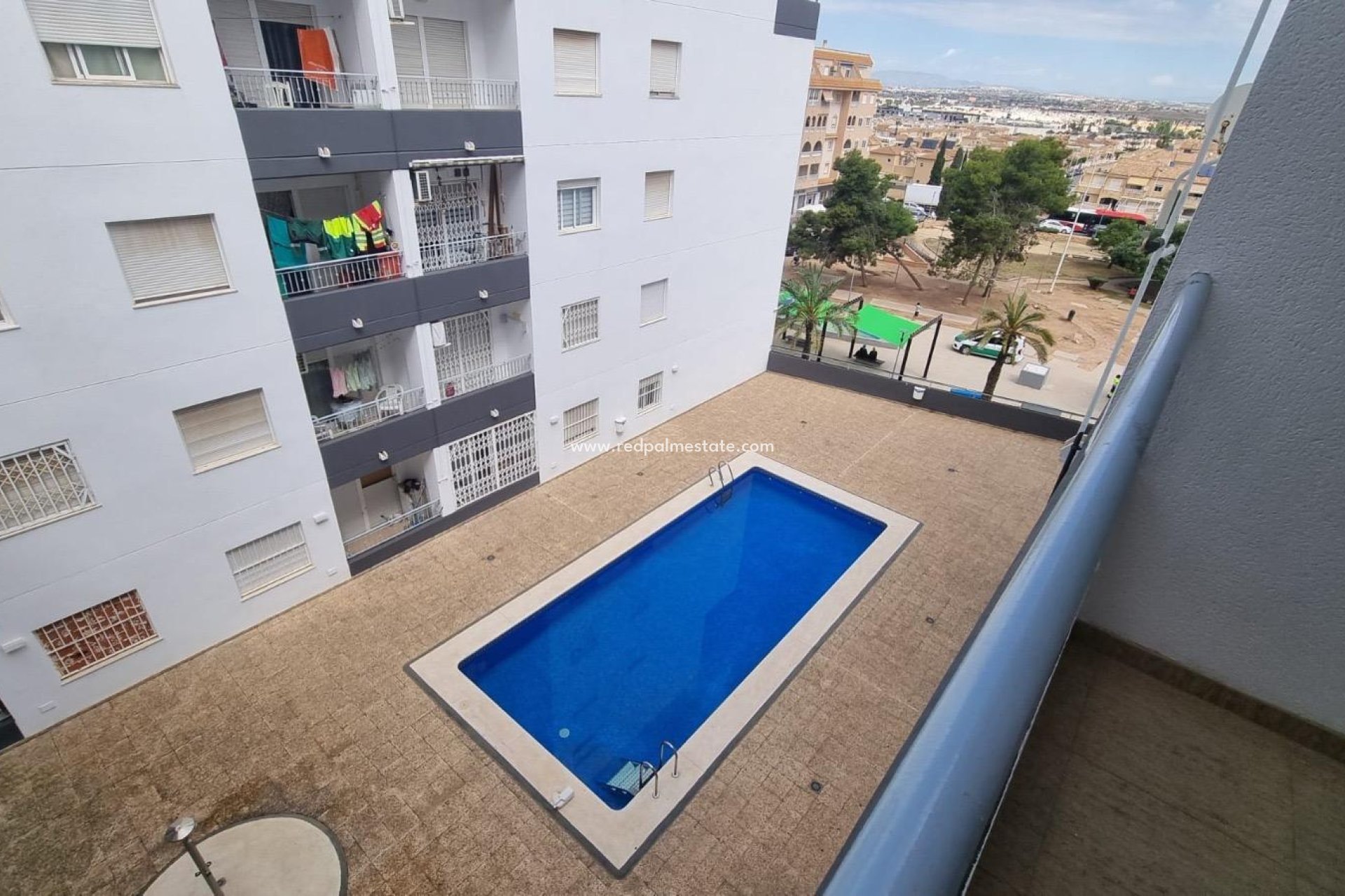 Reventa - Apartamento -
Torrevieja - El molino
