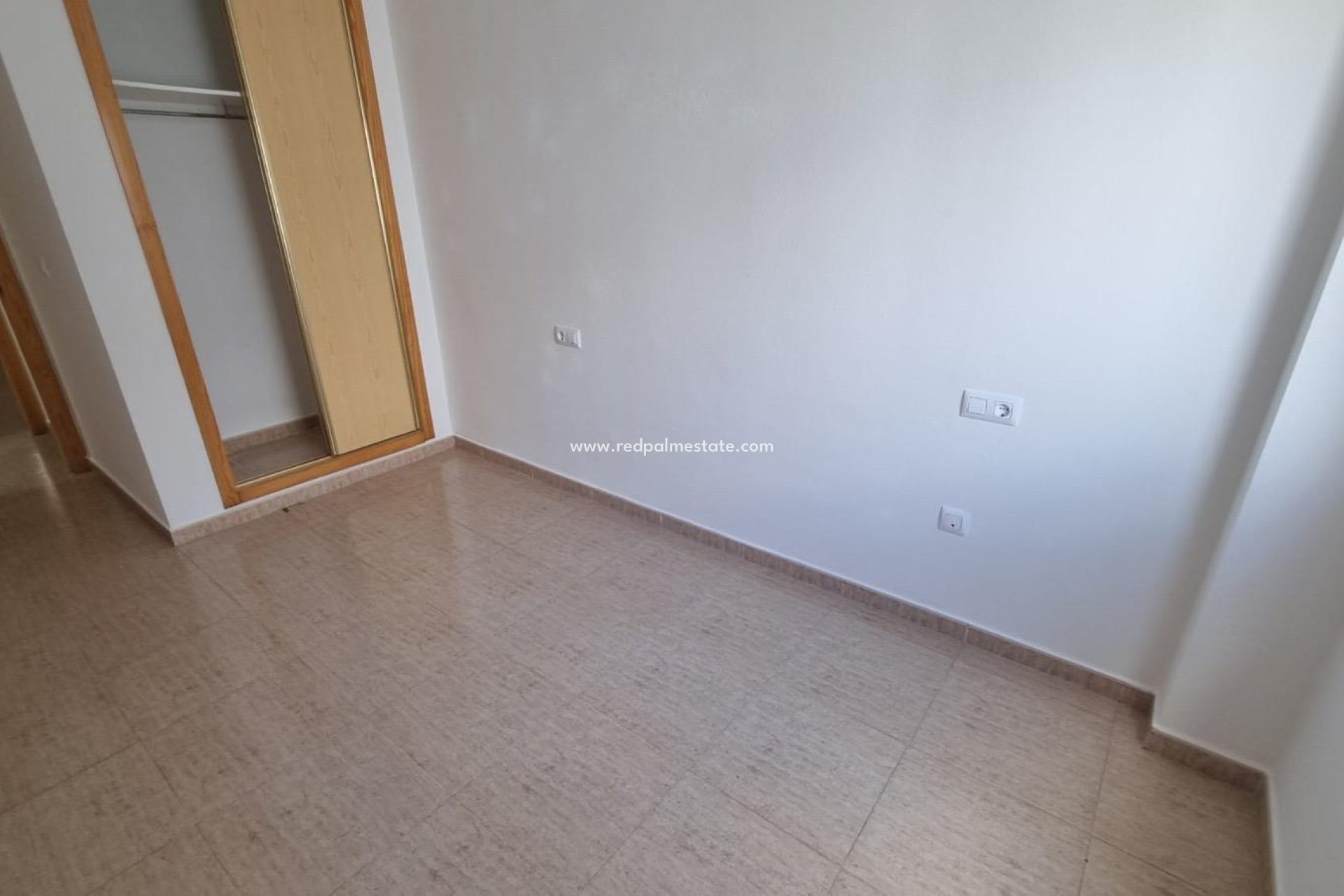 Reventa - Apartamento -
Torrevieja - El molino