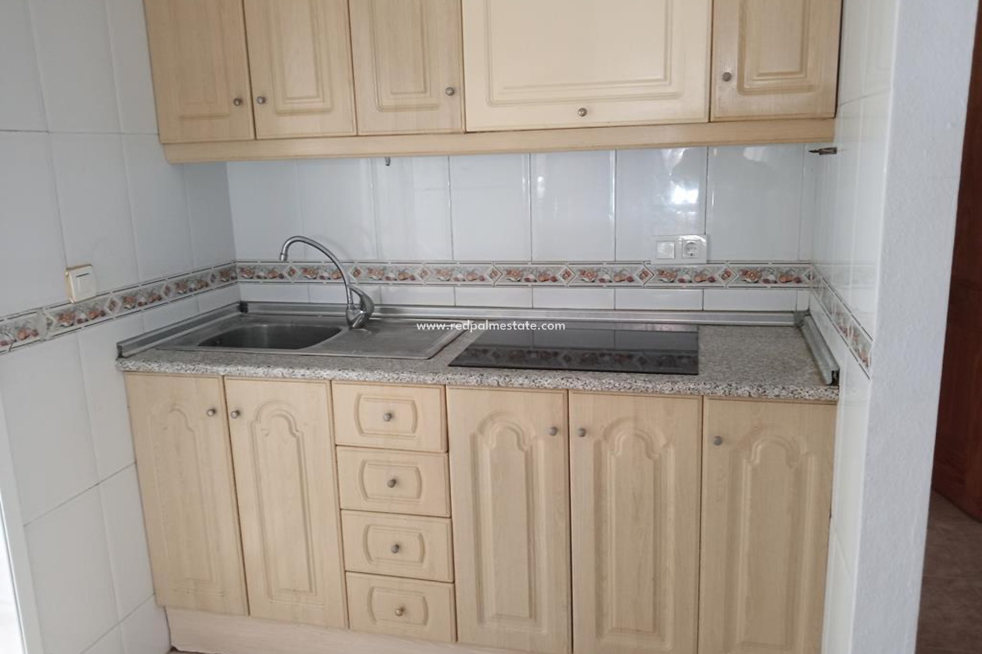 Reventa - Apartamento -
Torrevieja - El molino