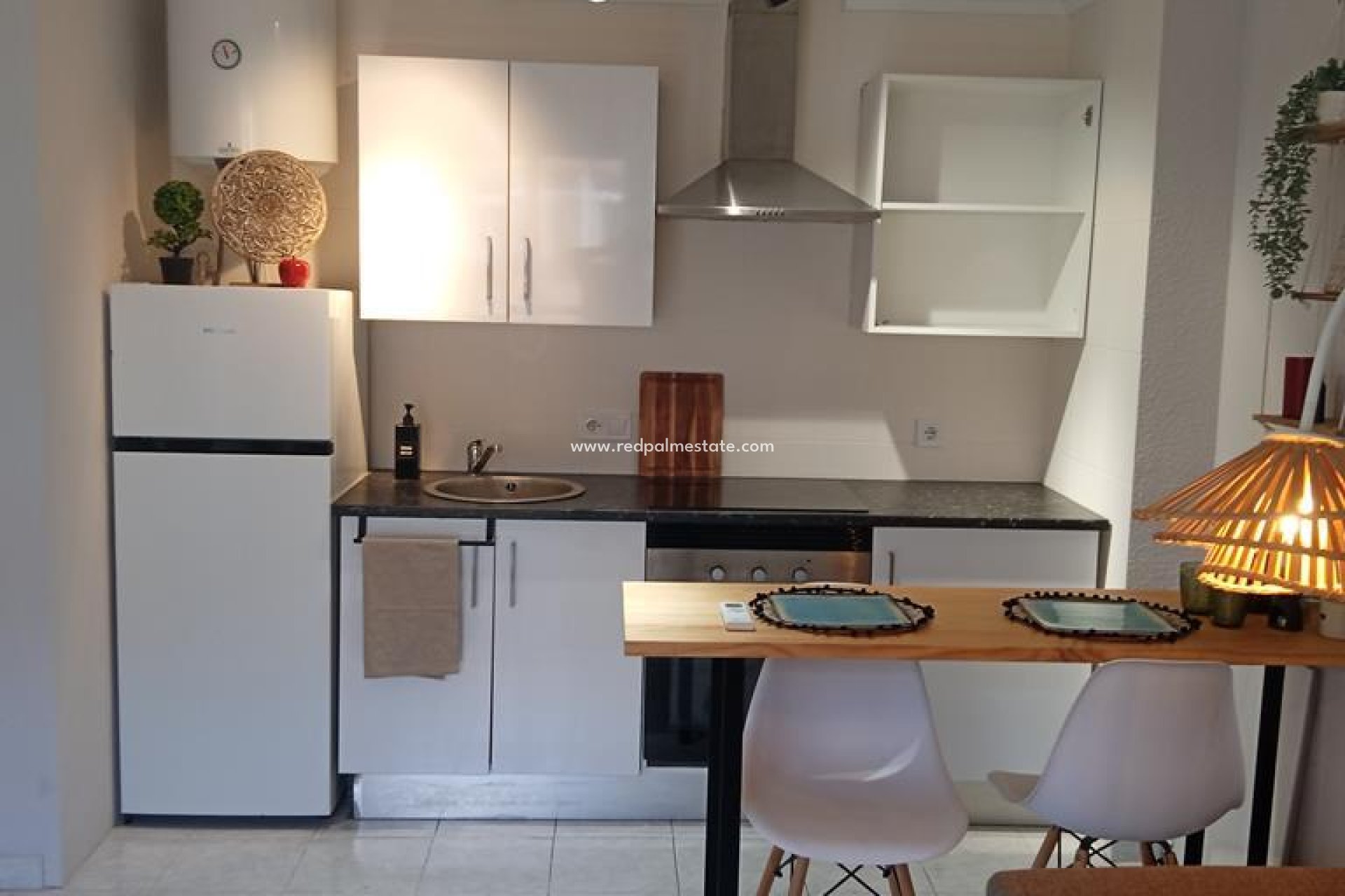 Reventa - Apartamento -
Torrevieja - El molino