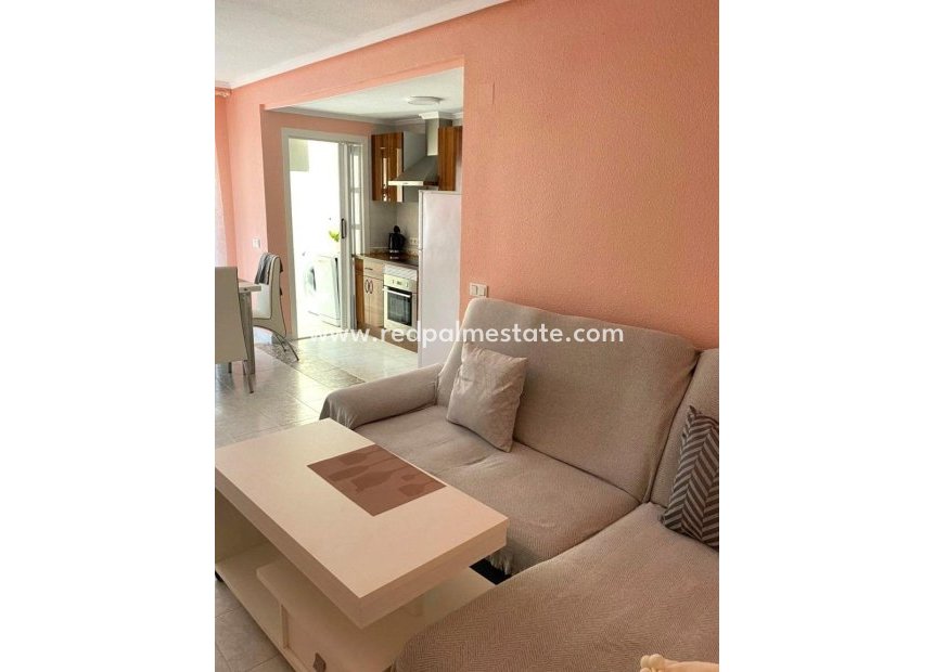 Reventa - Apartamento -
Torrevieja - El molino