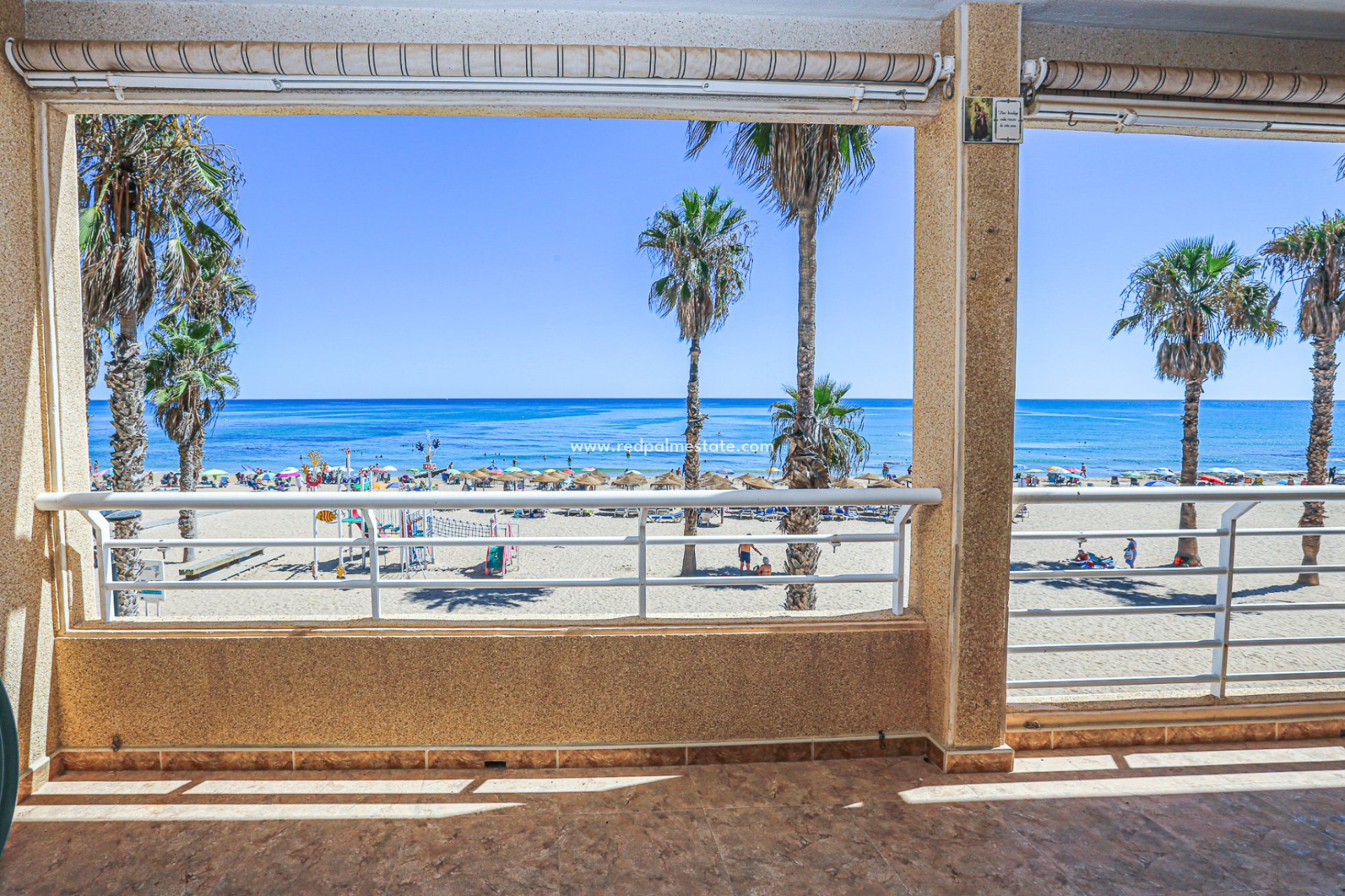 Reventa - Apartamento -
Torrevieja - La Mata