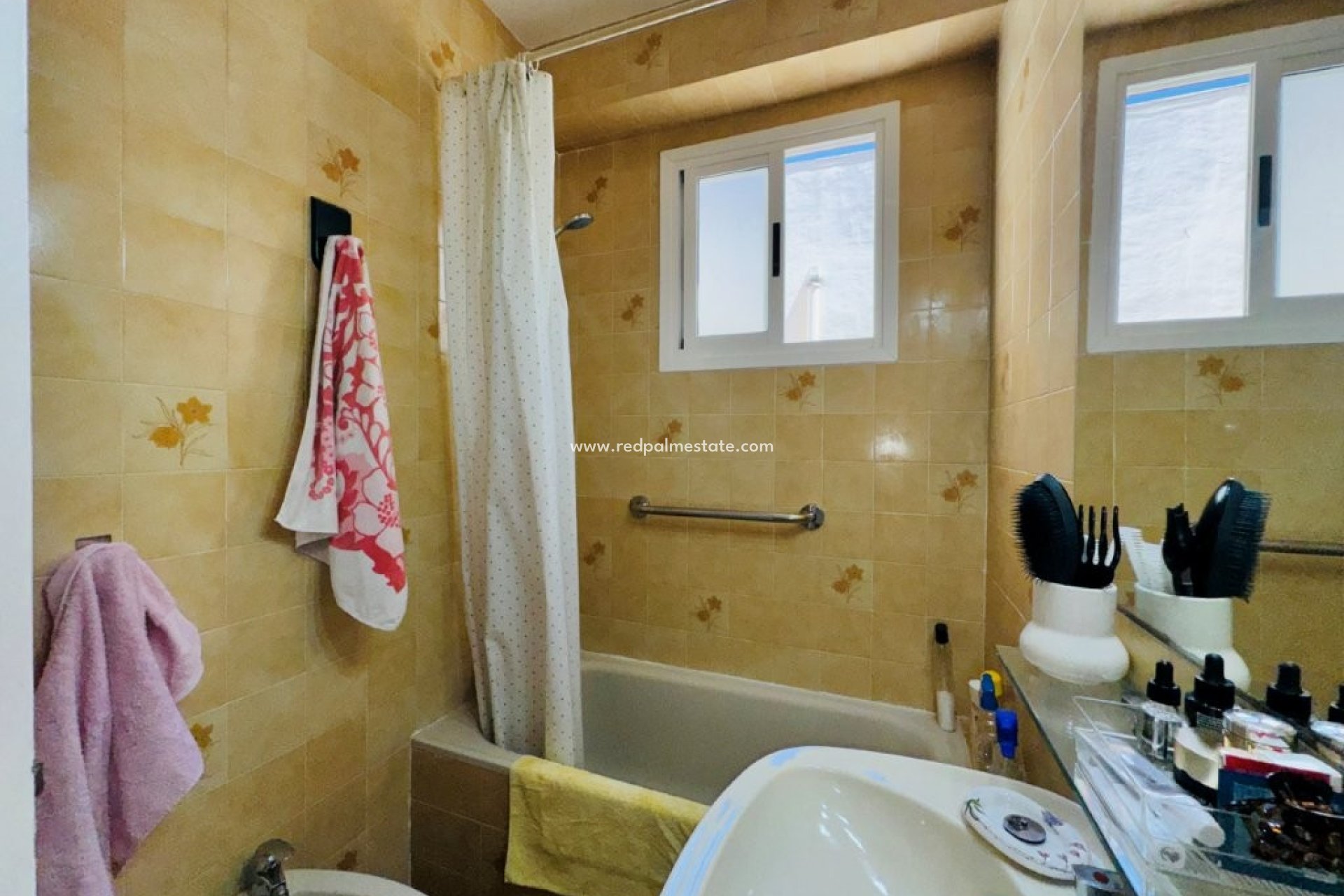 Reventa - Apartamento -
Torrevieja - La Mata